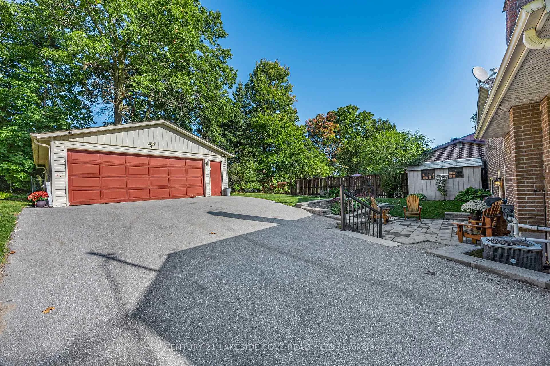 Photo 31 of 14 Ottaway Avenue, Barrie, Wellington — HOMEH