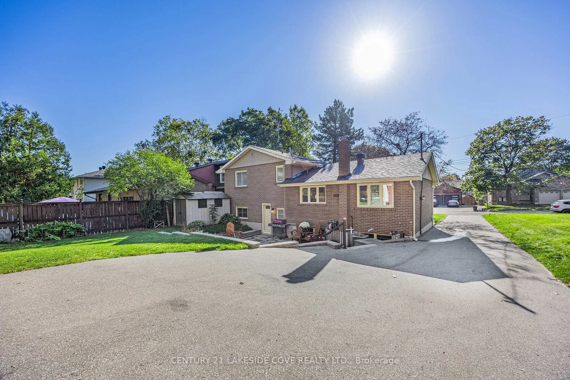 Photo 34 of 14 Ottaway Avenue, Barrie, Wellington — HOMEH