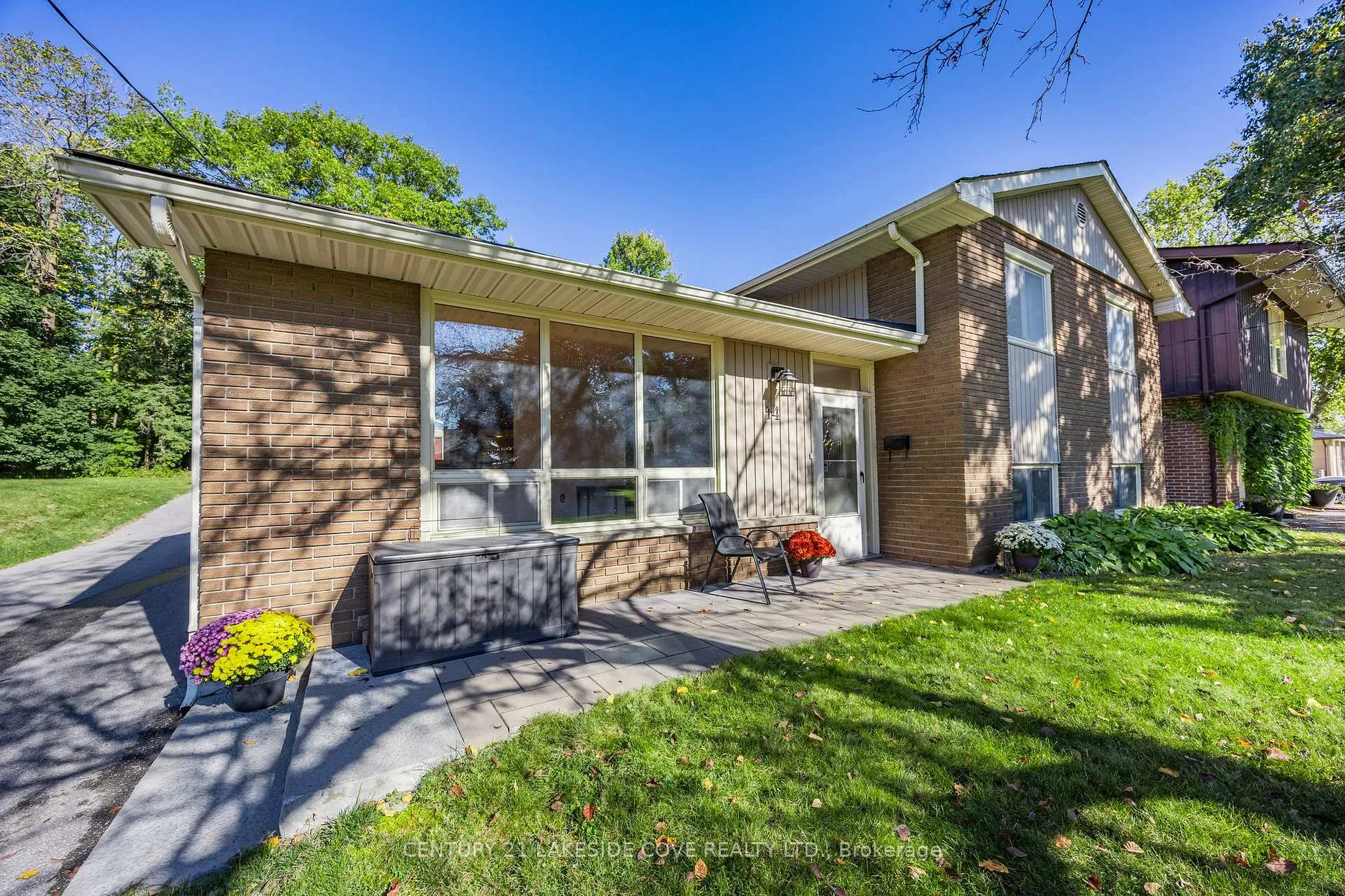 Photo 35 of 14 Ottaway Avenue, Barrie, Wellington — HOMEH
