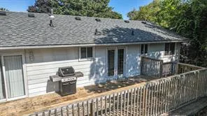 Photo 20 of 205 Merrett Drive, Barrie, Innis-Shore — HOMEH