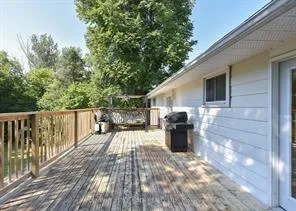 Photo 24 of 205 Merrett Drive, Barrie, Innis-Shore — HOMEH