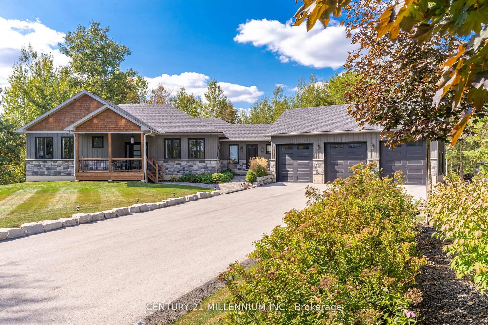 Photo 1 of 474432 County Rd 11, Amaranth, Rural Amaranth — HOMEH