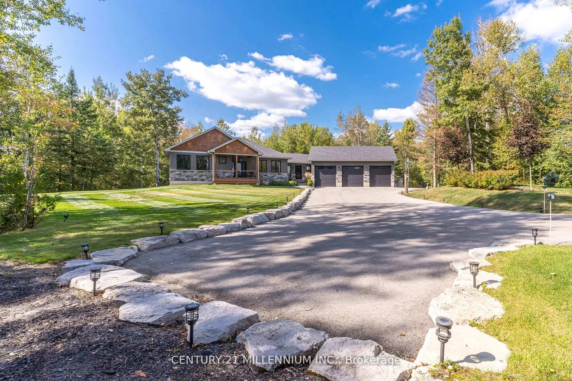 Photo 5 of 474432 County Rd 11, Amaranth, Rural Amaranth — HOMEH