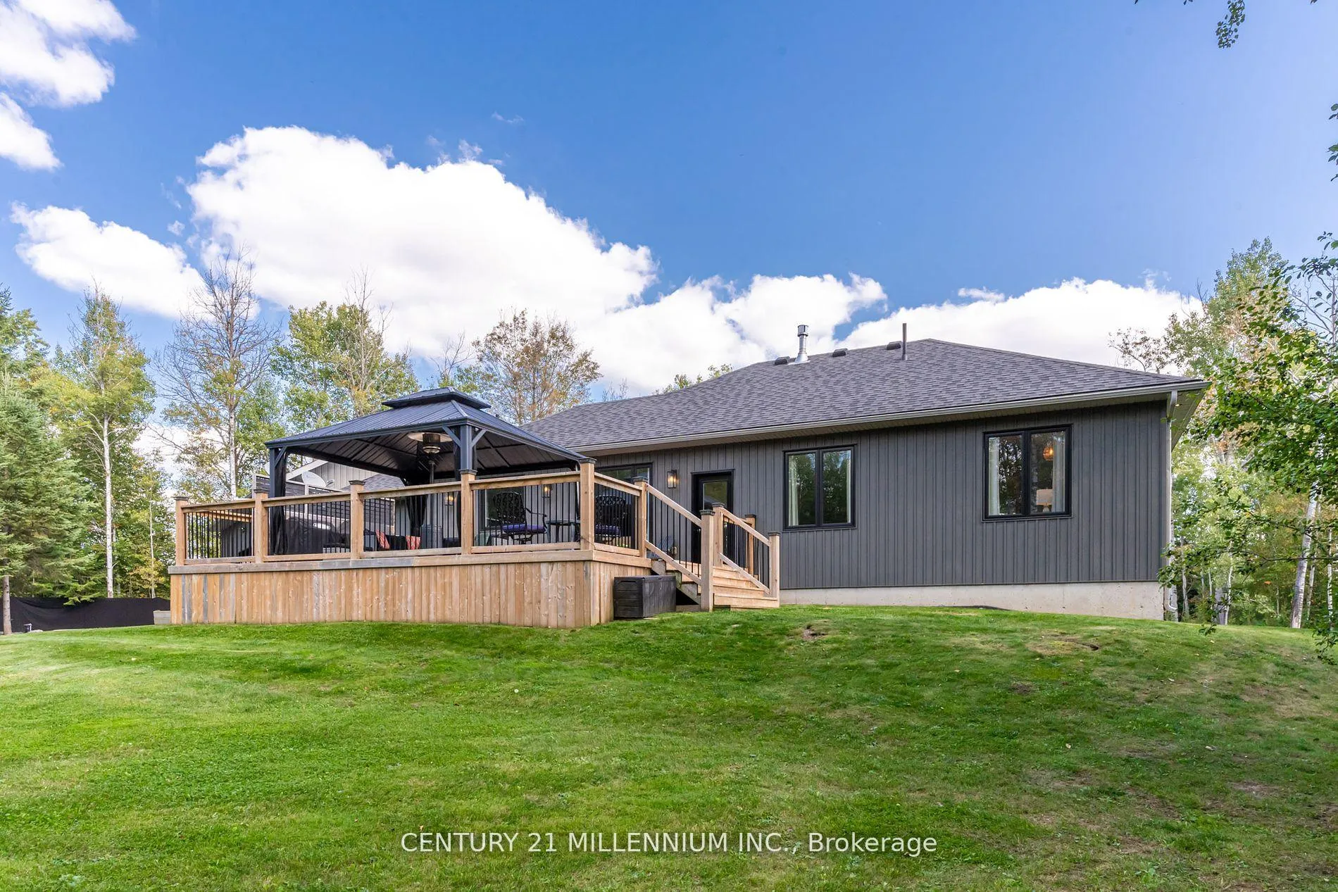 Photo 32 of 474432 County Rd 11, Amaranth, Rural Amaranth — HOMEH