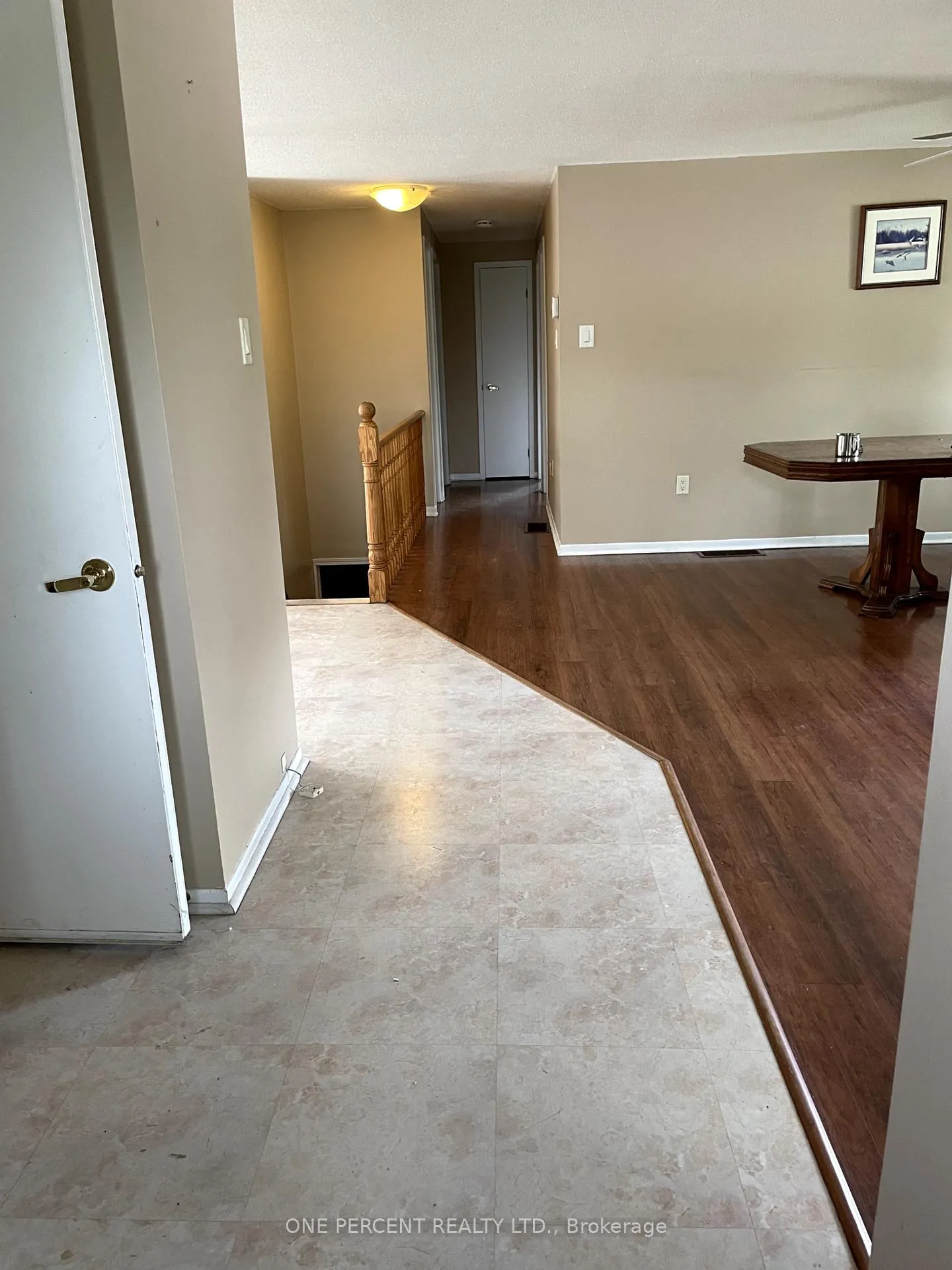 Photo 6 of 18 Craig Crescent N, Barrie, Sunnidale — HOMEH
