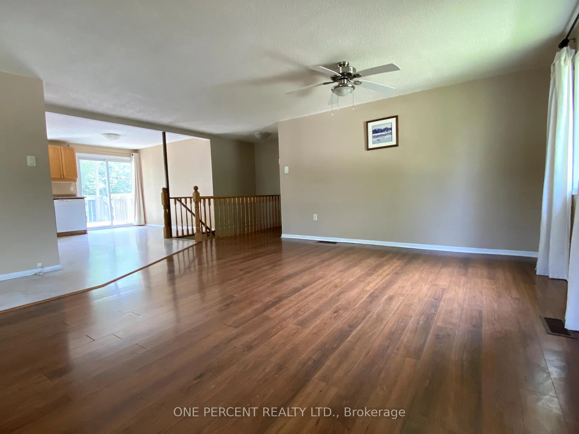 Photo 7 of 18 Craig Crescent N, Barrie, Sunnidale — HOMEH