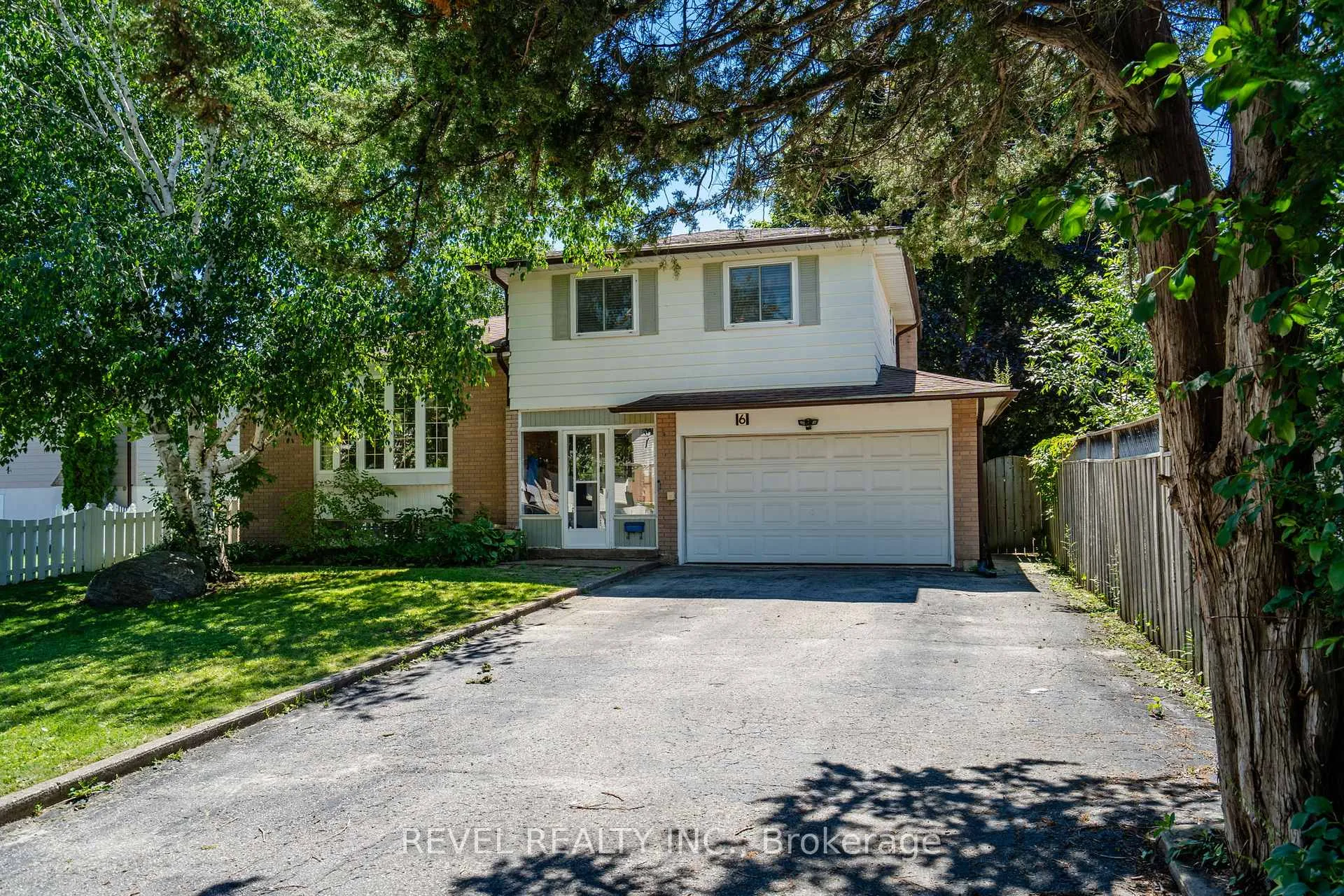 Photo 1 of 6 Huron Street, Barrie, North Shore — HOMEH