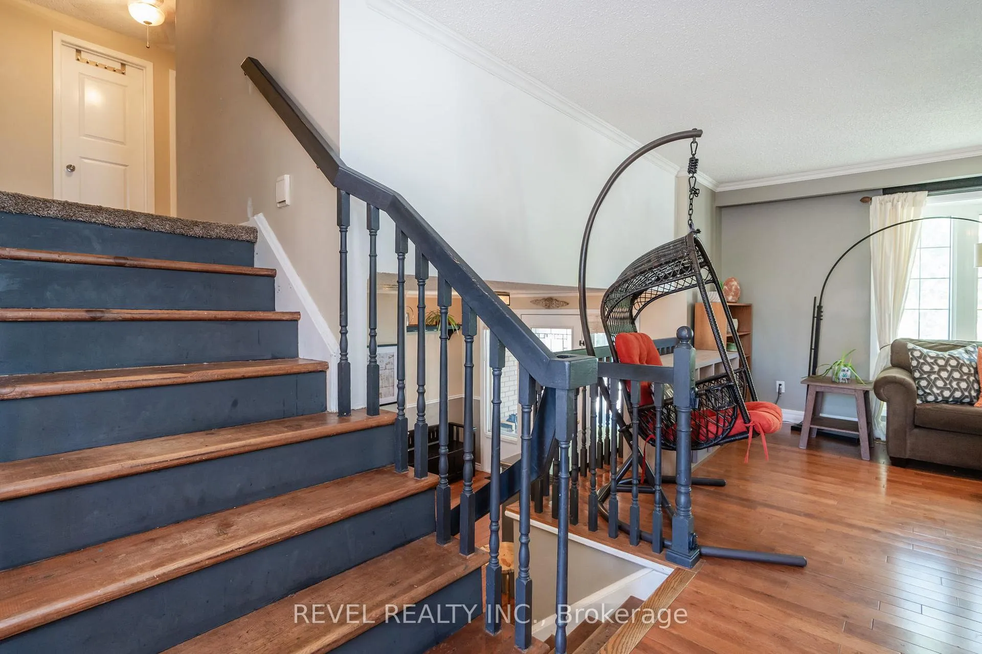 Photo 17 of 6 Huron Street, Barrie, North Shore — HOMEH