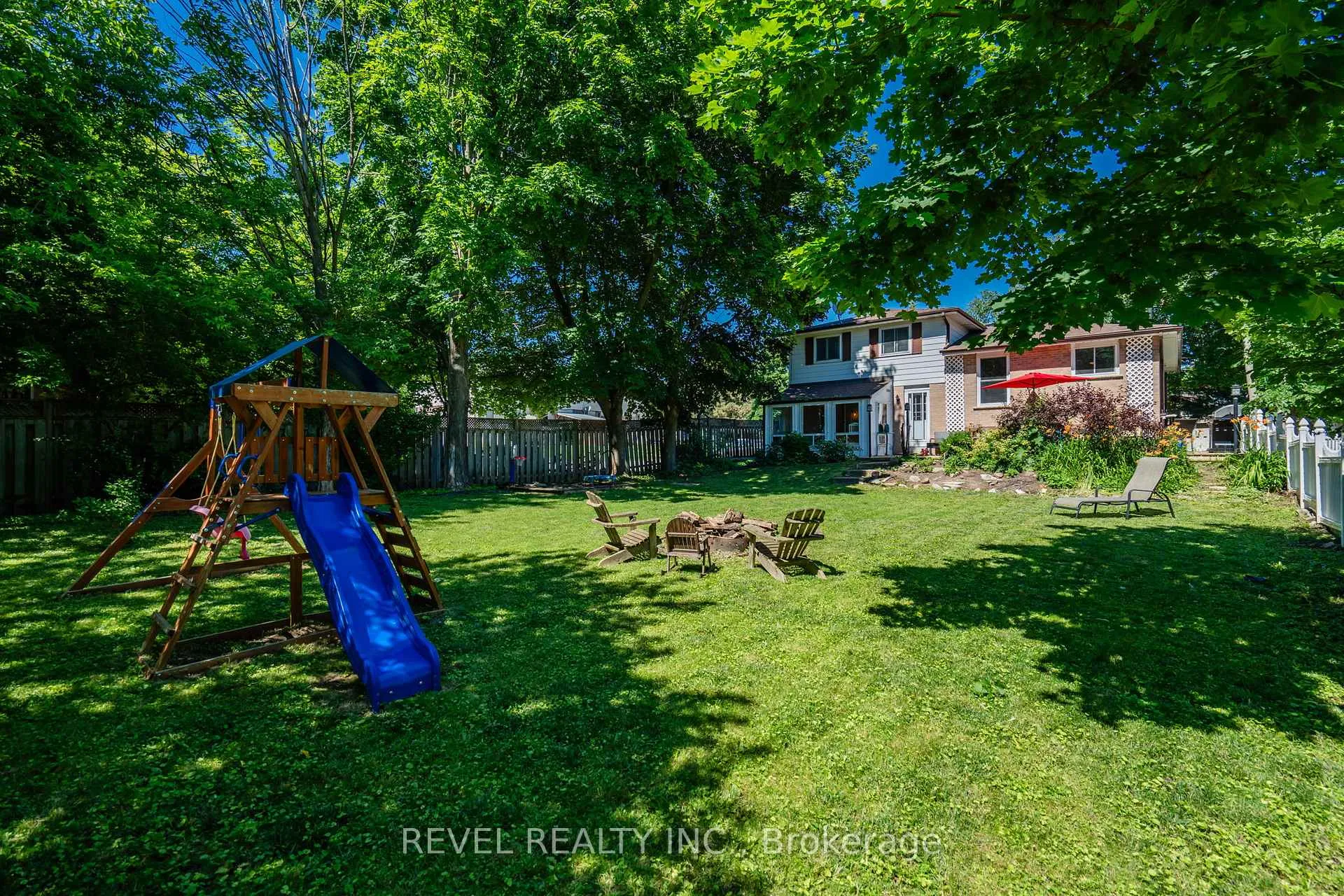 Photo 34 of 6 Huron Street, Barrie, North Shore — HOMEH