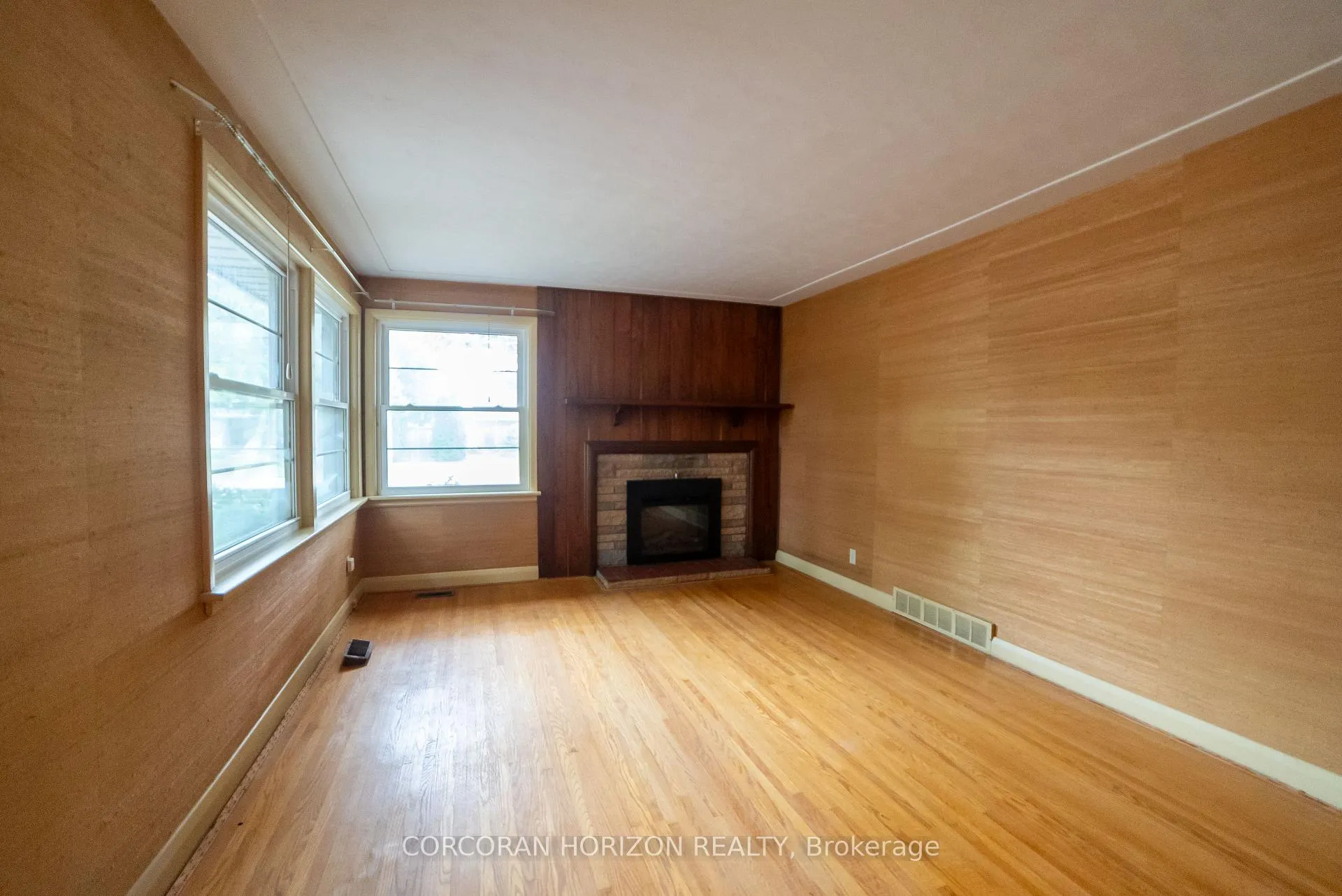 Photo 13 of 71 Melbourne Crescent, Waterloo — HOMEH