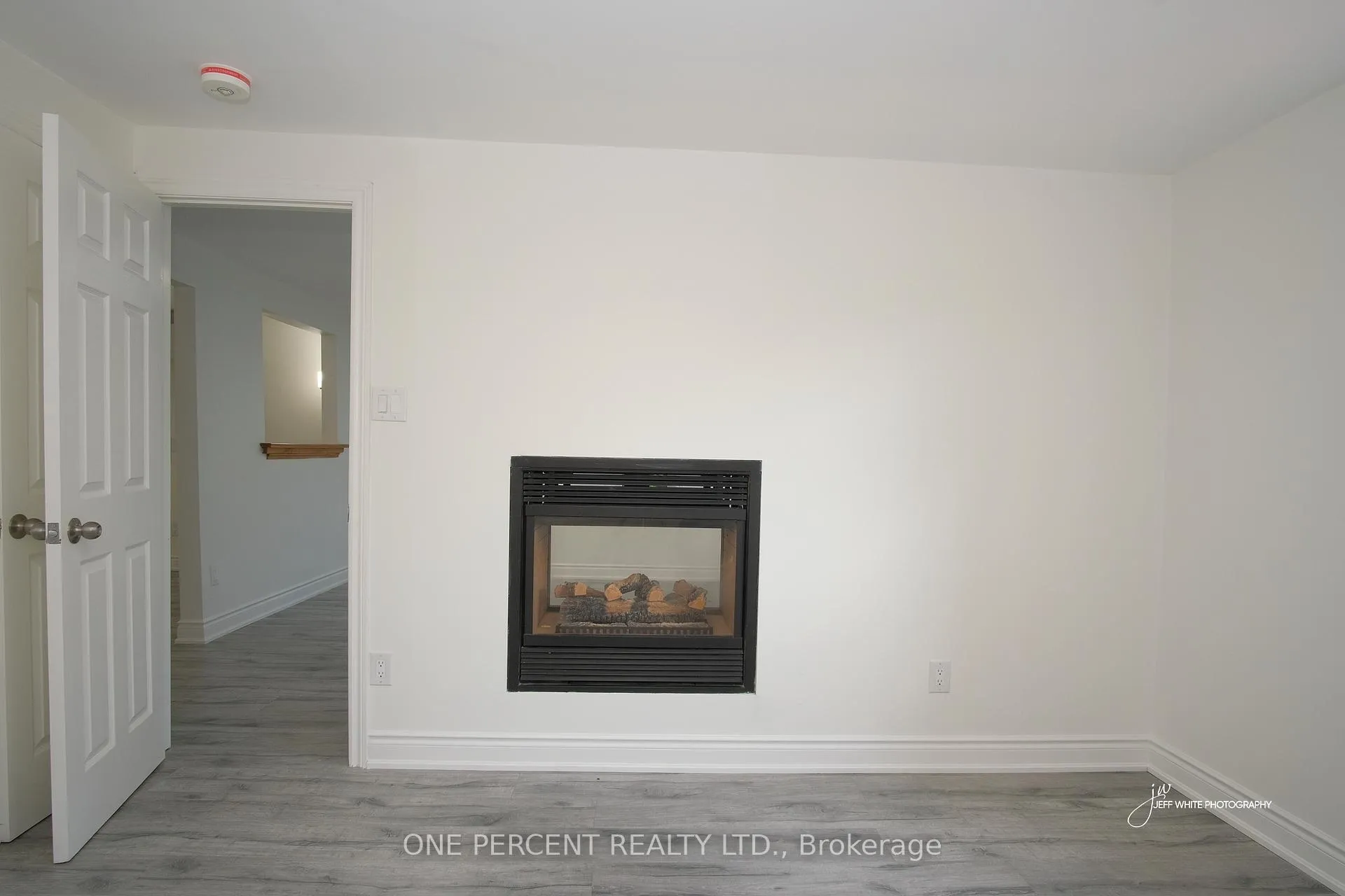 Photo 26 of 39 Broadview Street, Collingwood — HOMEH