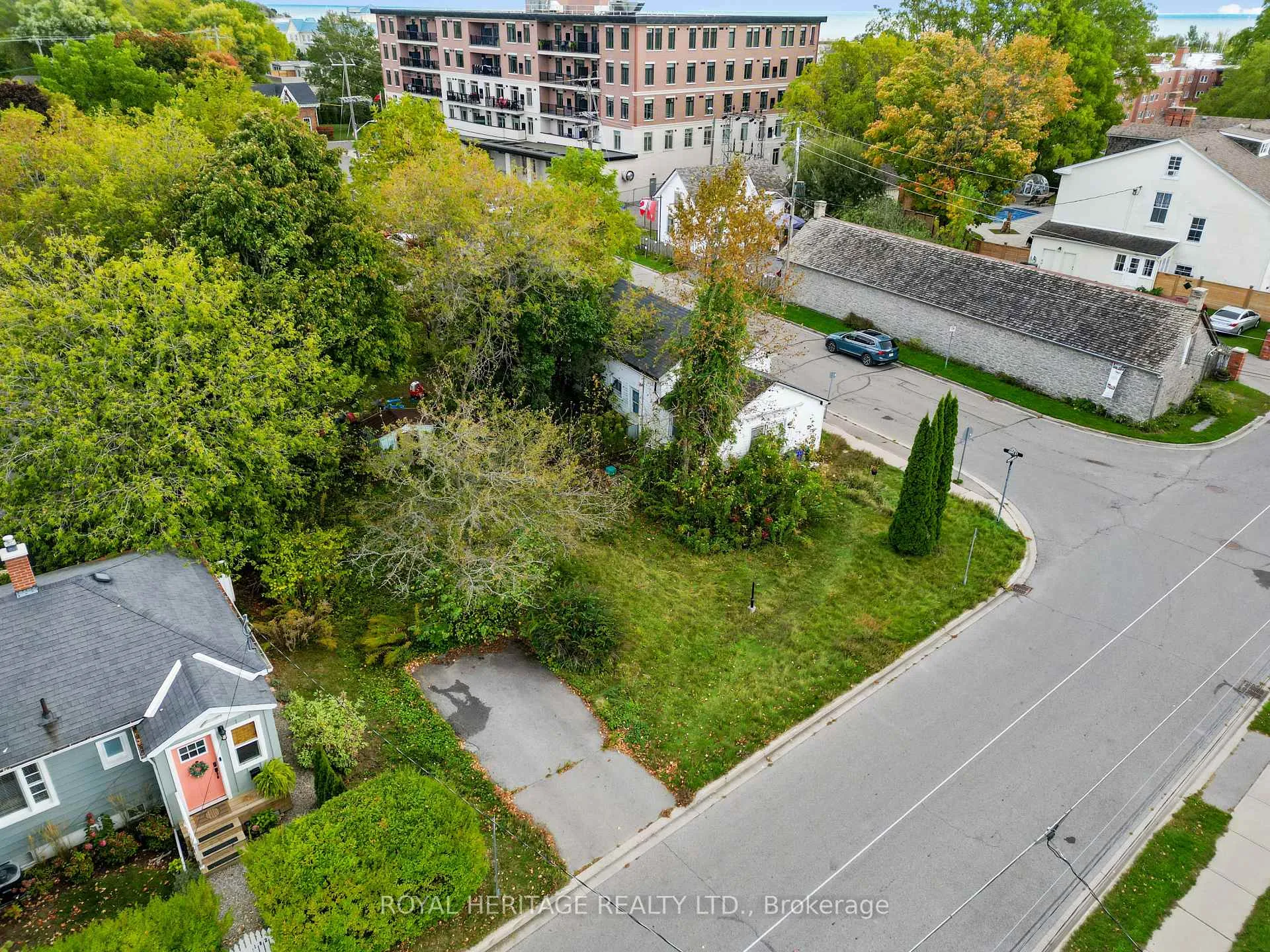 Photo 10 of 144 Orr Street, Cobourg — HOMEH