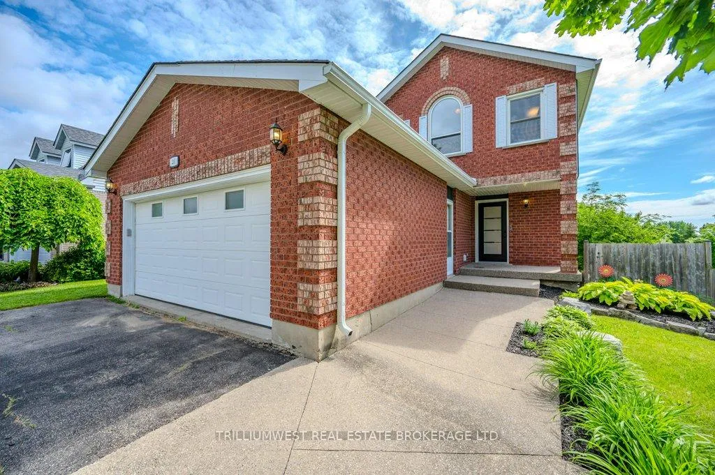Photo 6 of 26 Oprington Drive, Kitchener — HOMEH