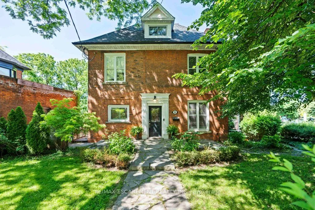 Photo 1 of 15 Freeman Place, Hamilton, Durand — HOMEH