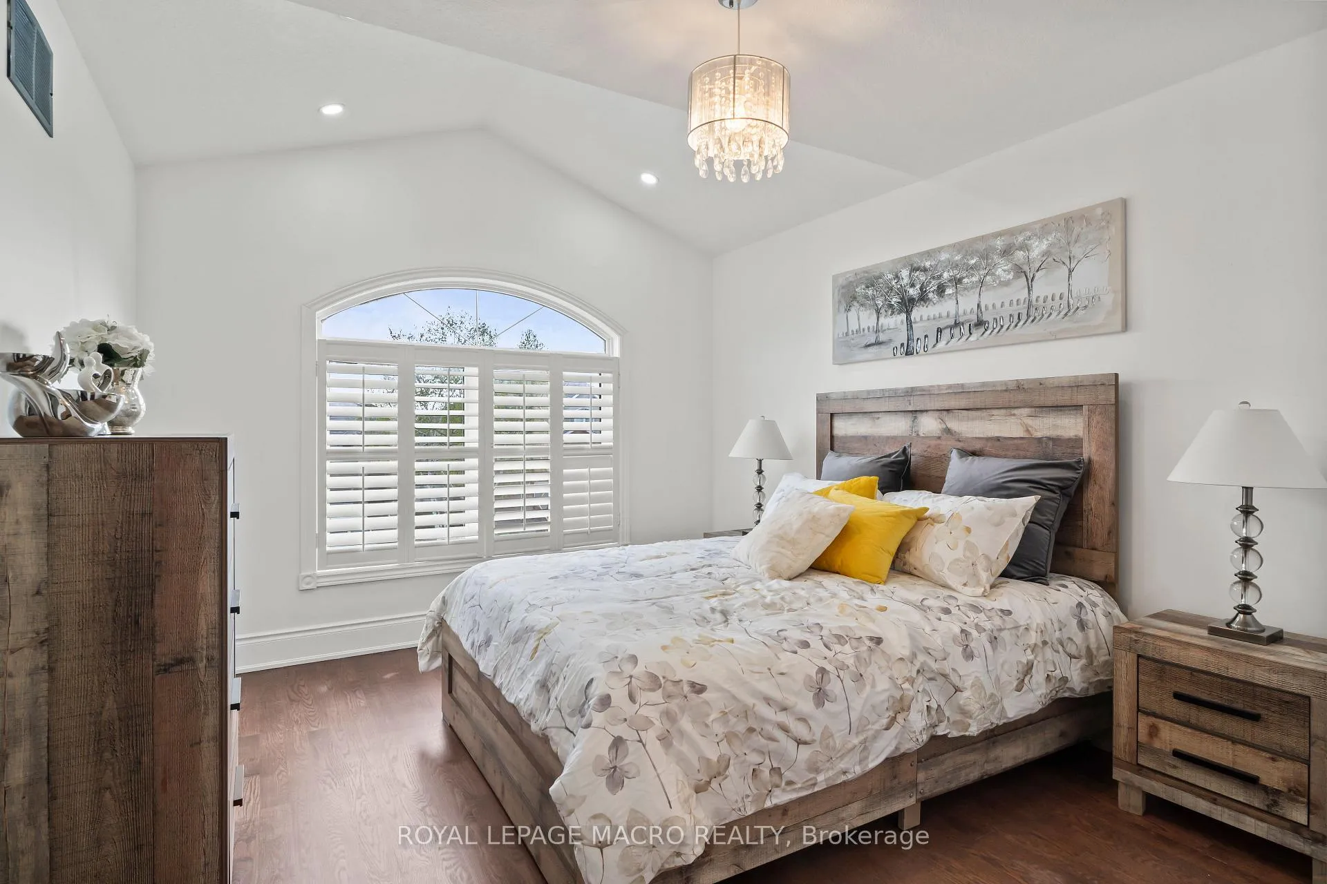 Photo 31 of 44 Davis Crescent, Hamilton, Stoney Creek Mountain — HOMEH