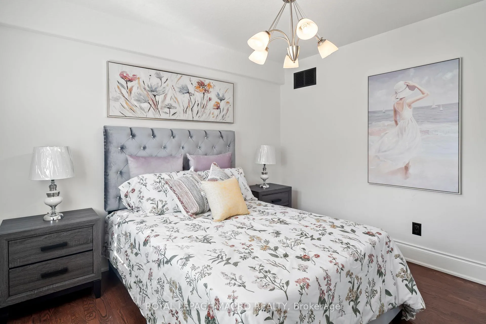 Photo 35 of 44 Davis Crescent, Hamilton, Stoney Creek Mountain — HOMEH