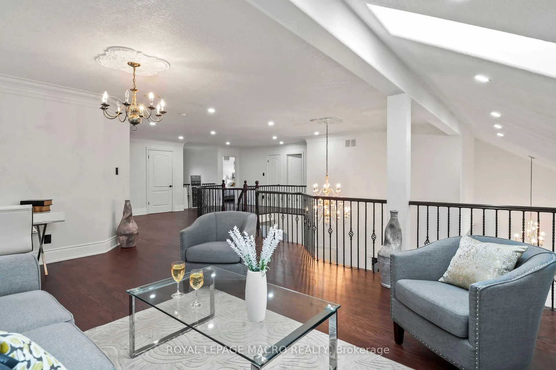 Photo 40 of 44 Davis Crescent, Hamilton, Stoney Creek Mountain — HOMEH