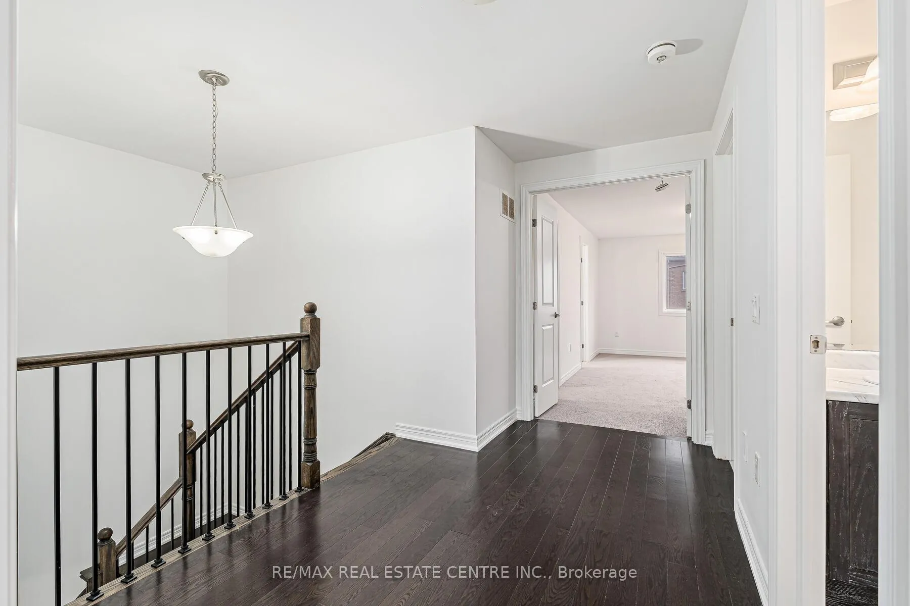 Photo 17 of 12 Heming Trail, Hamilton, Ancaster — HOMEH