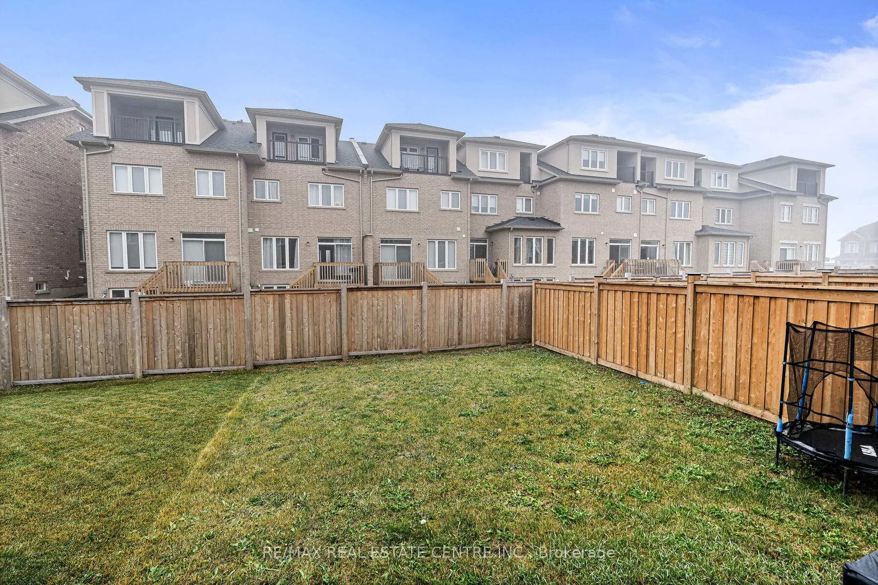 Photo 29 of 12 Heming Trail, Hamilton, Ancaster — HOMEH
