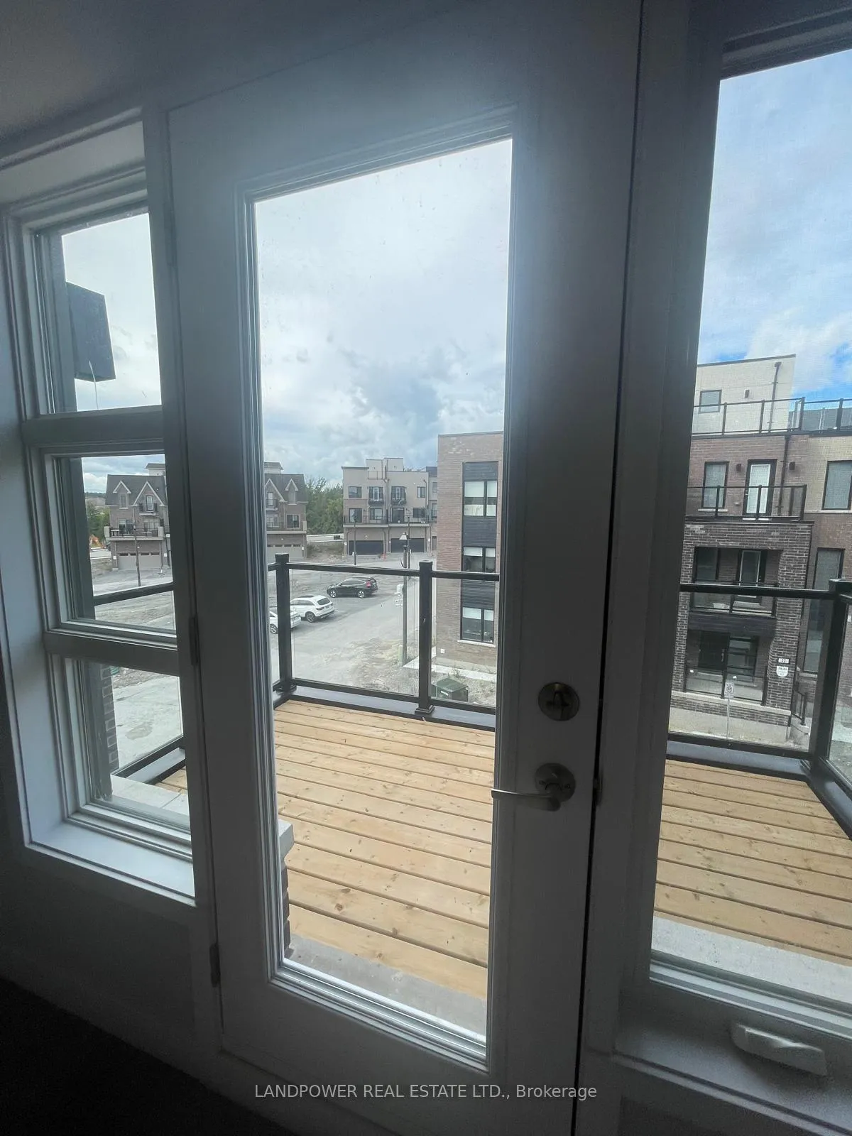 Photo 8 of 25 Schmidt Lane, Markham, Angus Glen — HOMEH