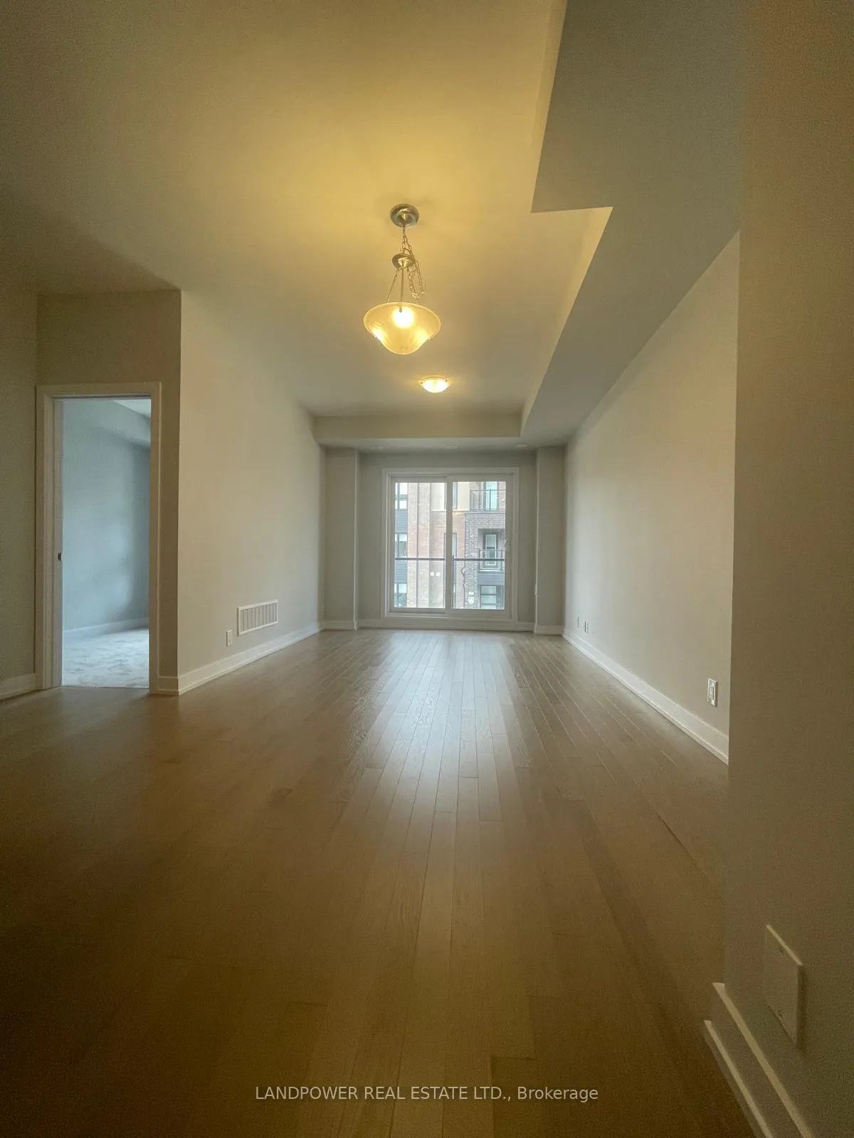 Photo 9 of 25 Schmidt Lane, Markham, Angus Glen — HOMEH