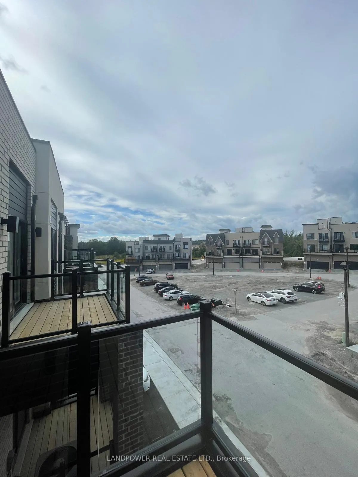 Photo 16 of 25 Schmidt Lane, Markham, Angus Glen — HOMEH