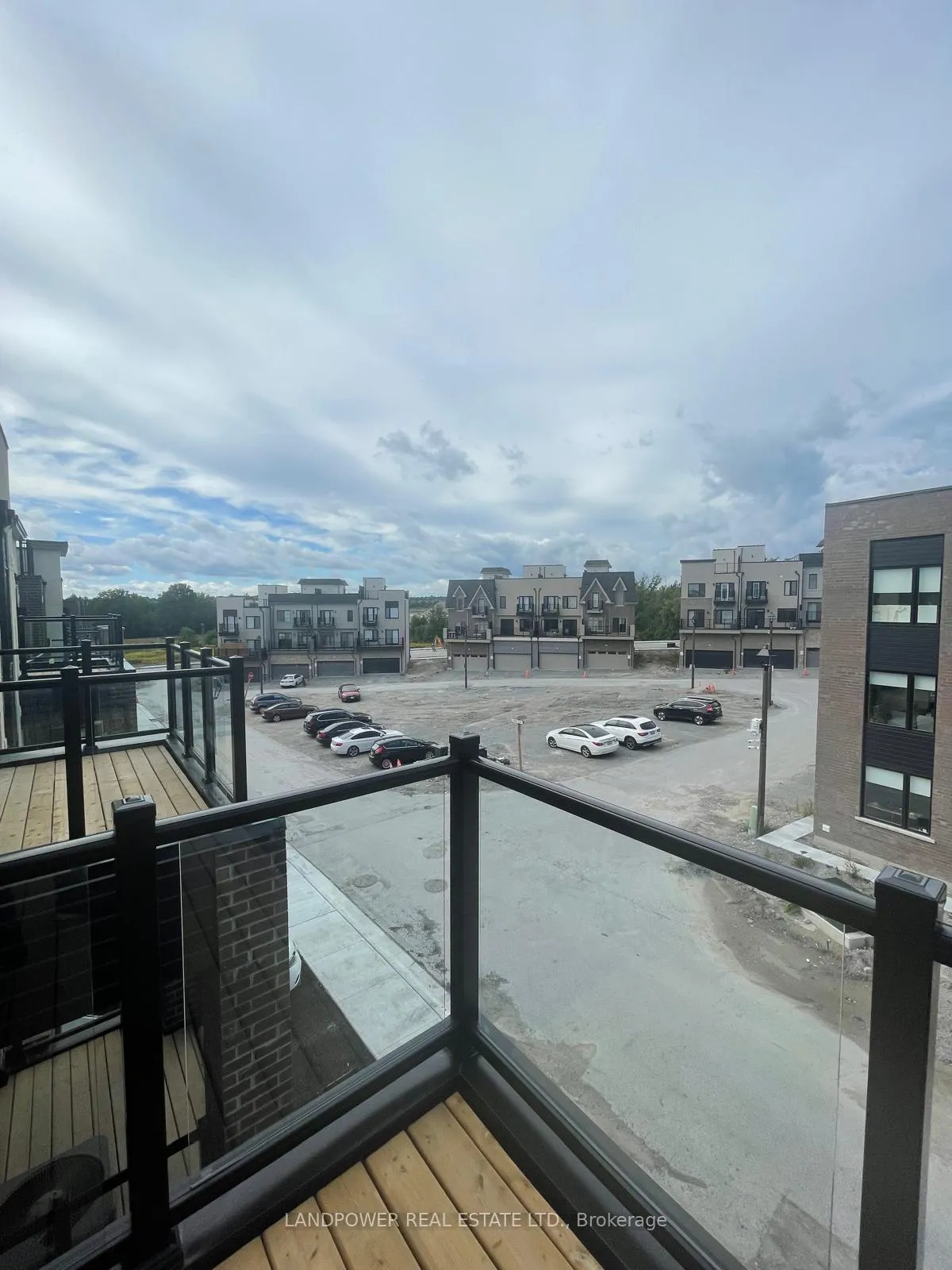 Photo 23 of 25 Schmidt Lane, Markham, Angus Glen — HOMEH