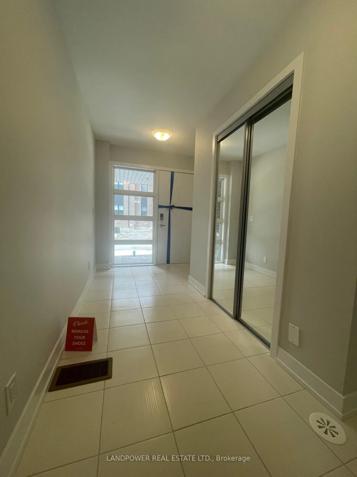 Photo 25 of 25 Schmidt Lane, Markham, Angus Glen — HOMEH