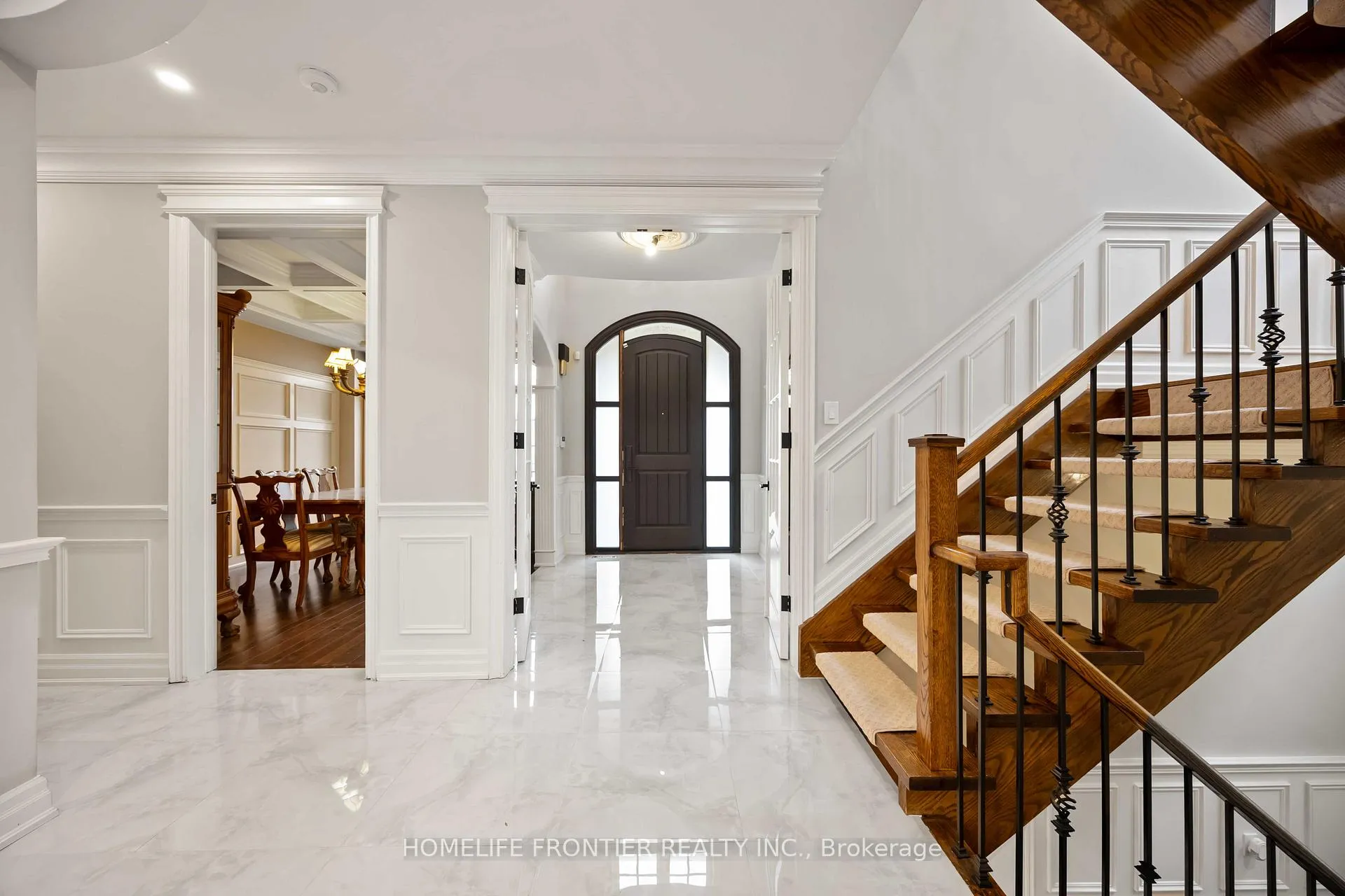 Photo 6 of 192 Kimber Crescent W, Vaughan, East Woodbridge — HOMEH