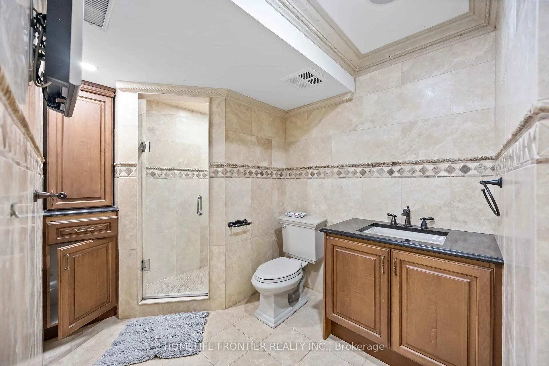 Photo 21 of 192 Kimber Crescent W, Vaughan, East Woodbridge — HOMEH