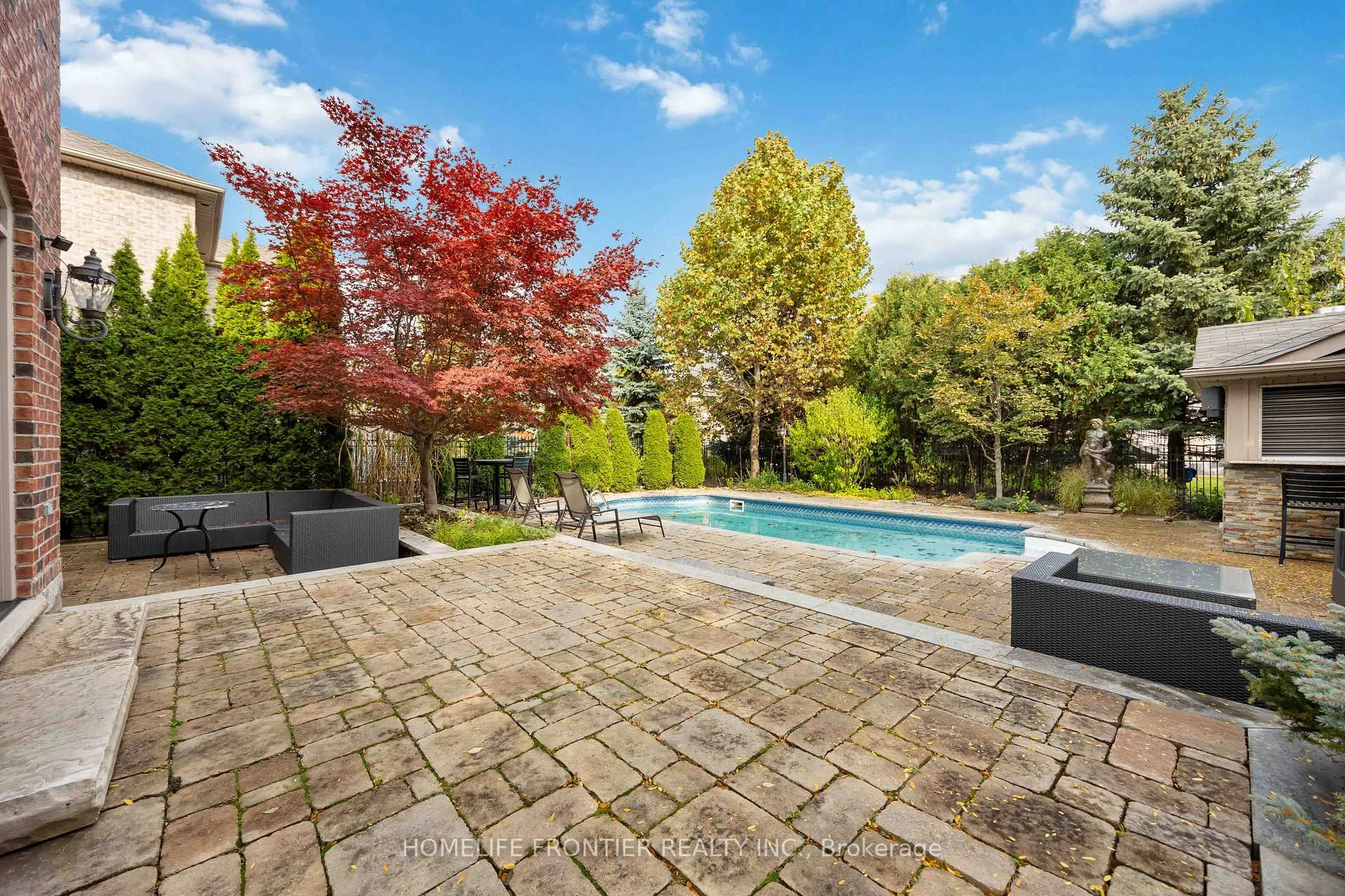 Photo 37 of 192 Kimber Crescent W, Vaughan, East Woodbridge — HOMEH