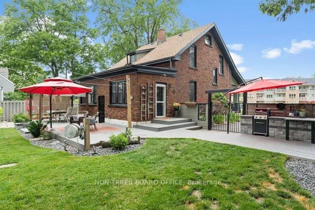 Photo 2 of 65 King Edward Street, Brant, Paris — HOMEH