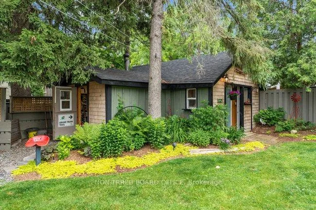Photo 3 of 65 King Edward Street, Brant, Paris — HOMEH