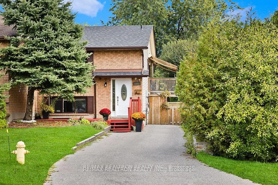 Photo 2 of 1317 Fundy Court, Oshawa, Lakeview — HOMEH