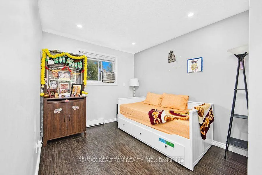Photo 12 of 1317 Fundy Court, Oshawa, Lakeview — HOMEH