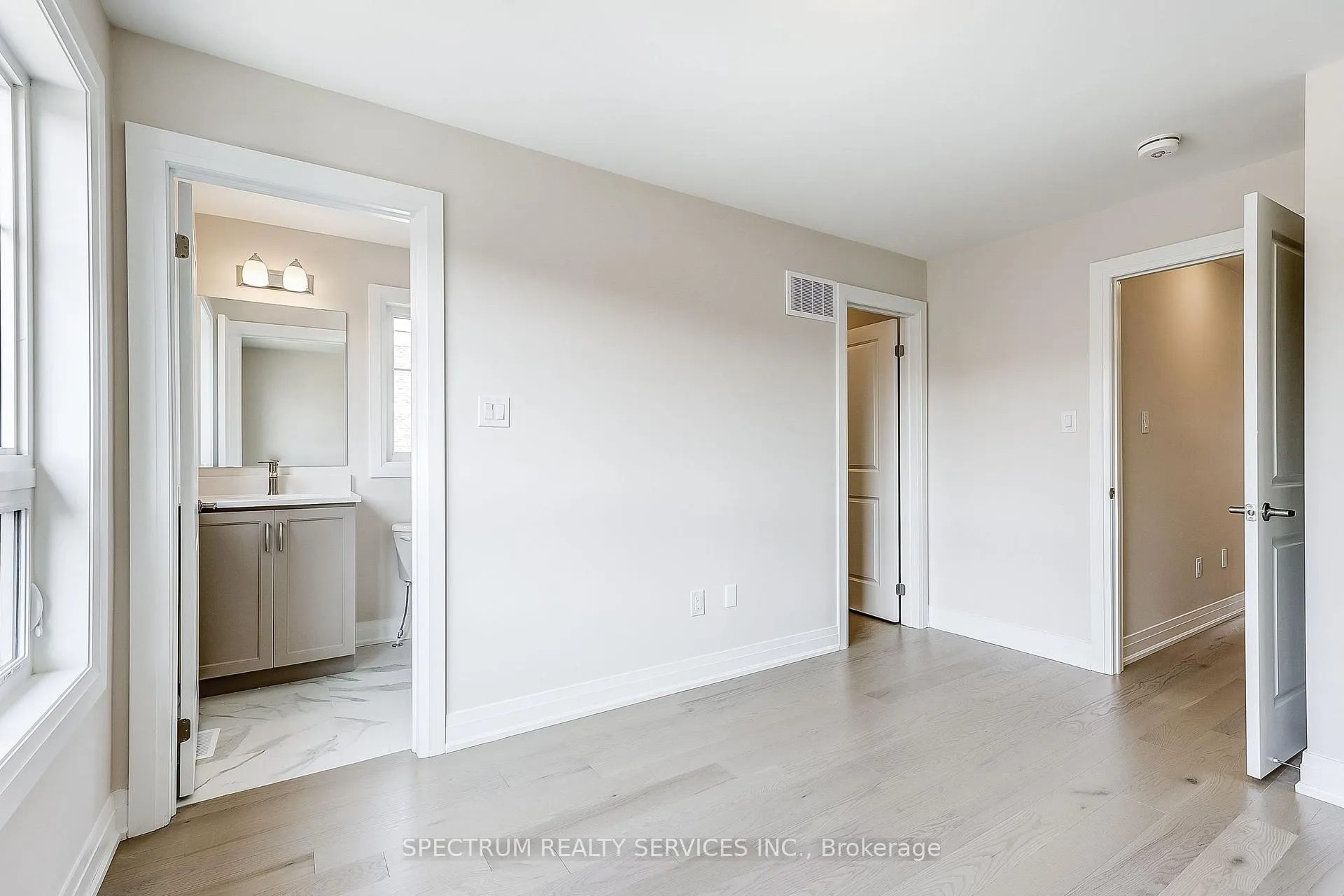 Photo 22 of 40 Lindcrest Manor, Markham, Cornell — HOMEH