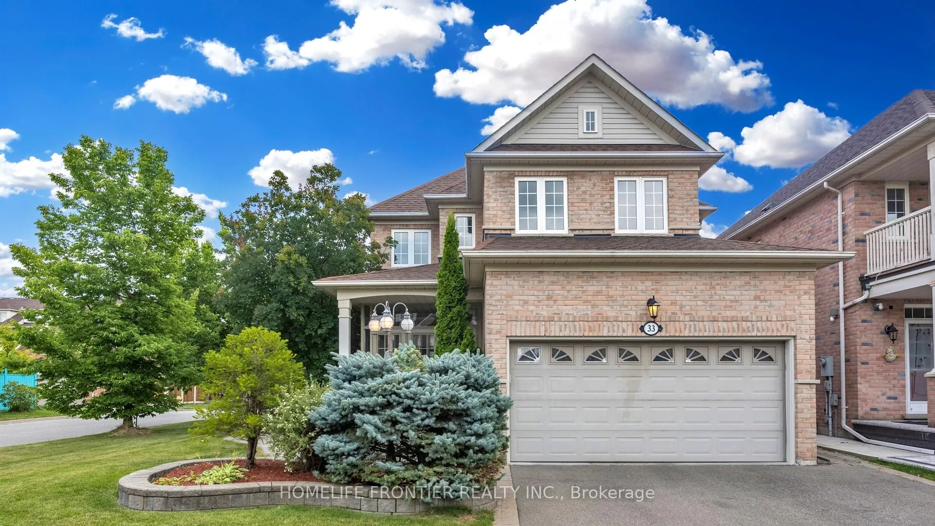 Photo 1 of 33 Irish Rose Drive, Markham, Berczy — HOMEH