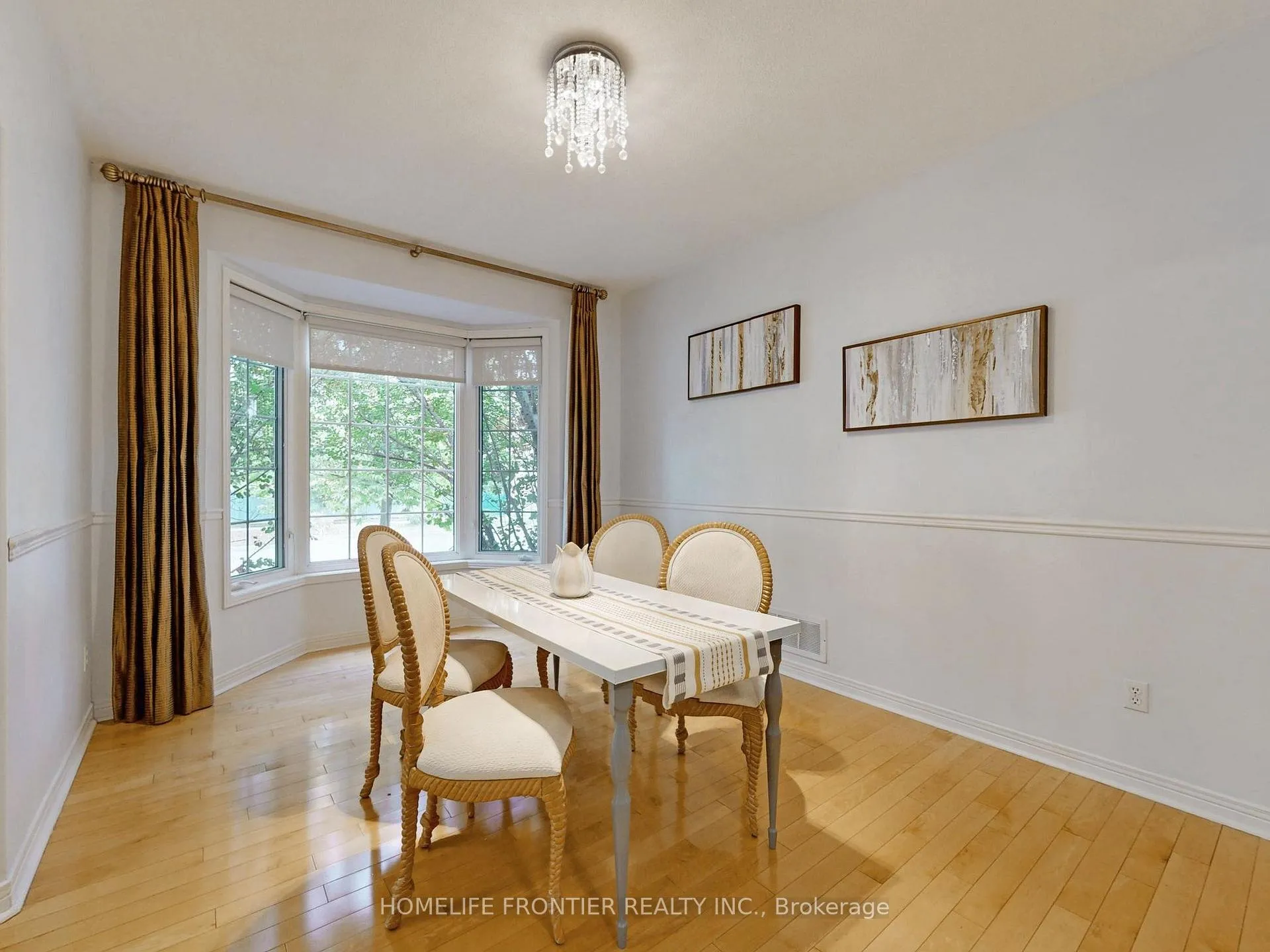 Photo 8 of 33 Irish Rose Drive, Markham, Berczy — HOMEH