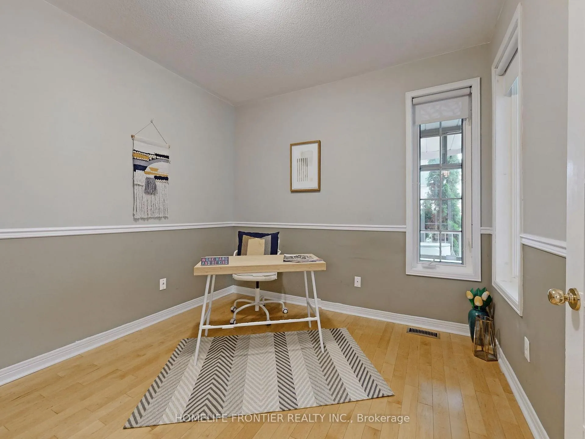 Photo 13 of 33 Irish Rose Drive, Markham, Berczy — HOMEH