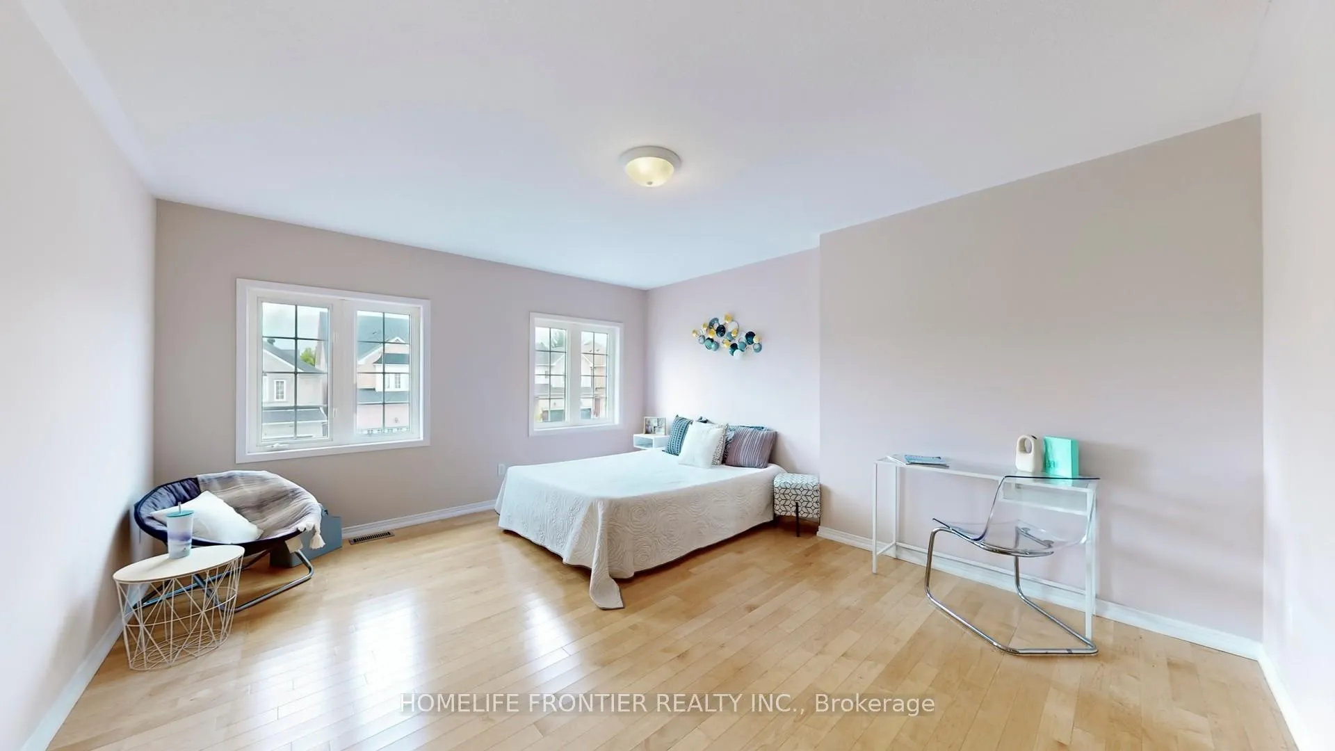 Photo 24 of 33 Irish Rose Drive, Markham, Berczy — HOMEH