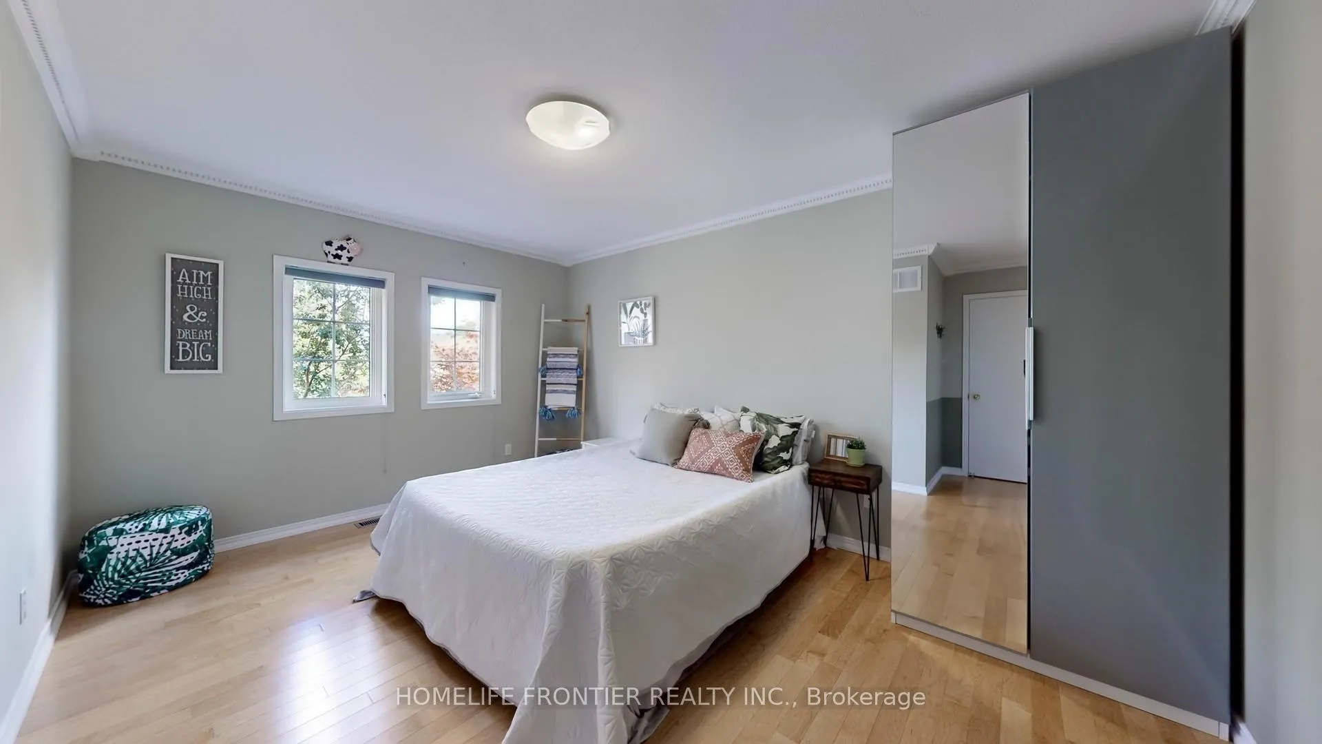Photo 27 of 33 Irish Rose Drive, Markham, Berczy — HOMEH