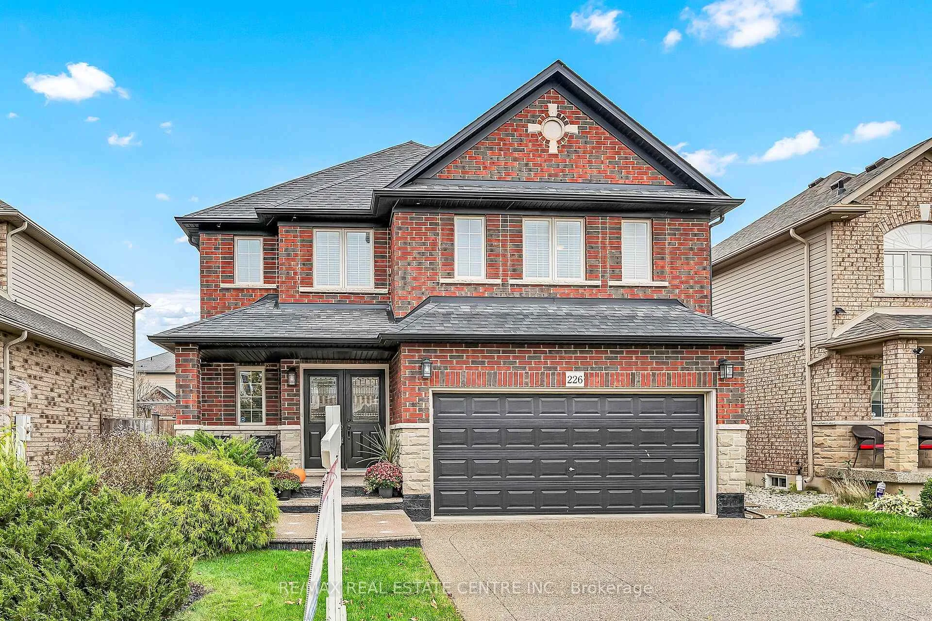 Photo 1 of 226 Tanglewood Drive, Hamilton, Binbrook — HOMEH