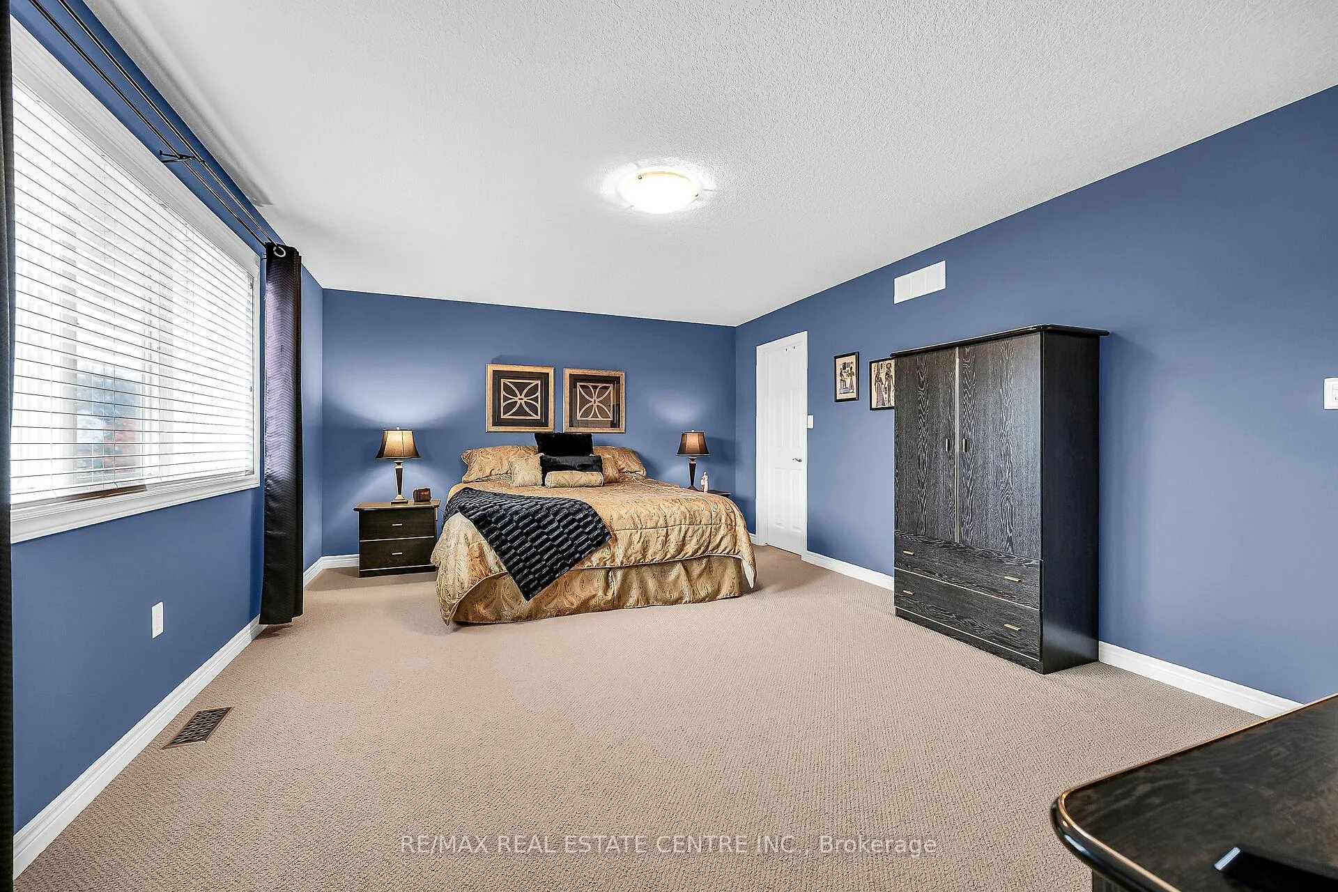 Photo 19 of 226 Tanglewood Drive, Hamilton, Binbrook — HOMEH