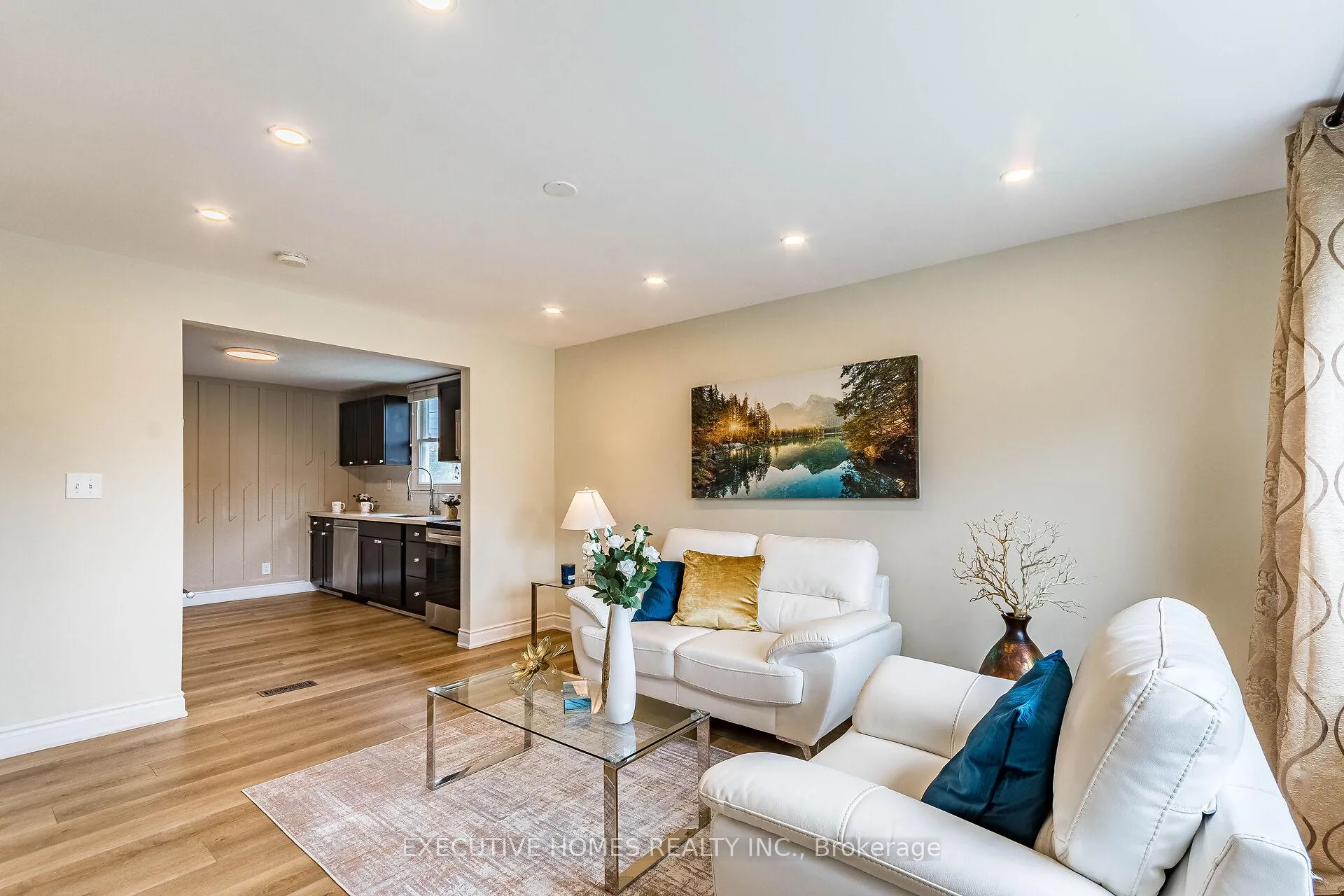 Photo 6 of 63 Audrey Street, Hamilton, Eastmount — HOMEH