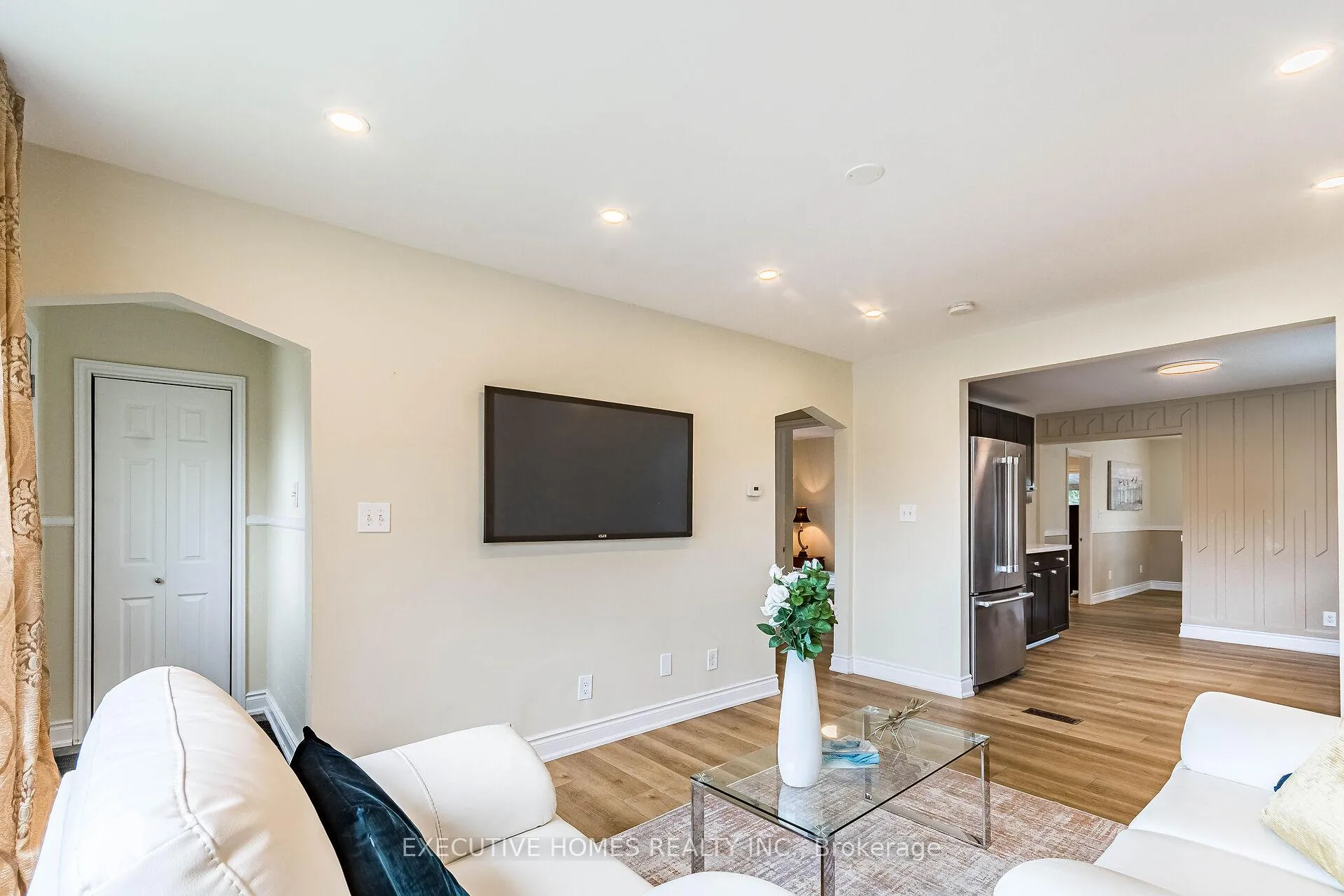 Photo 7 of 63 Audrey Street, Hamilton, Eastmount — HOMEH