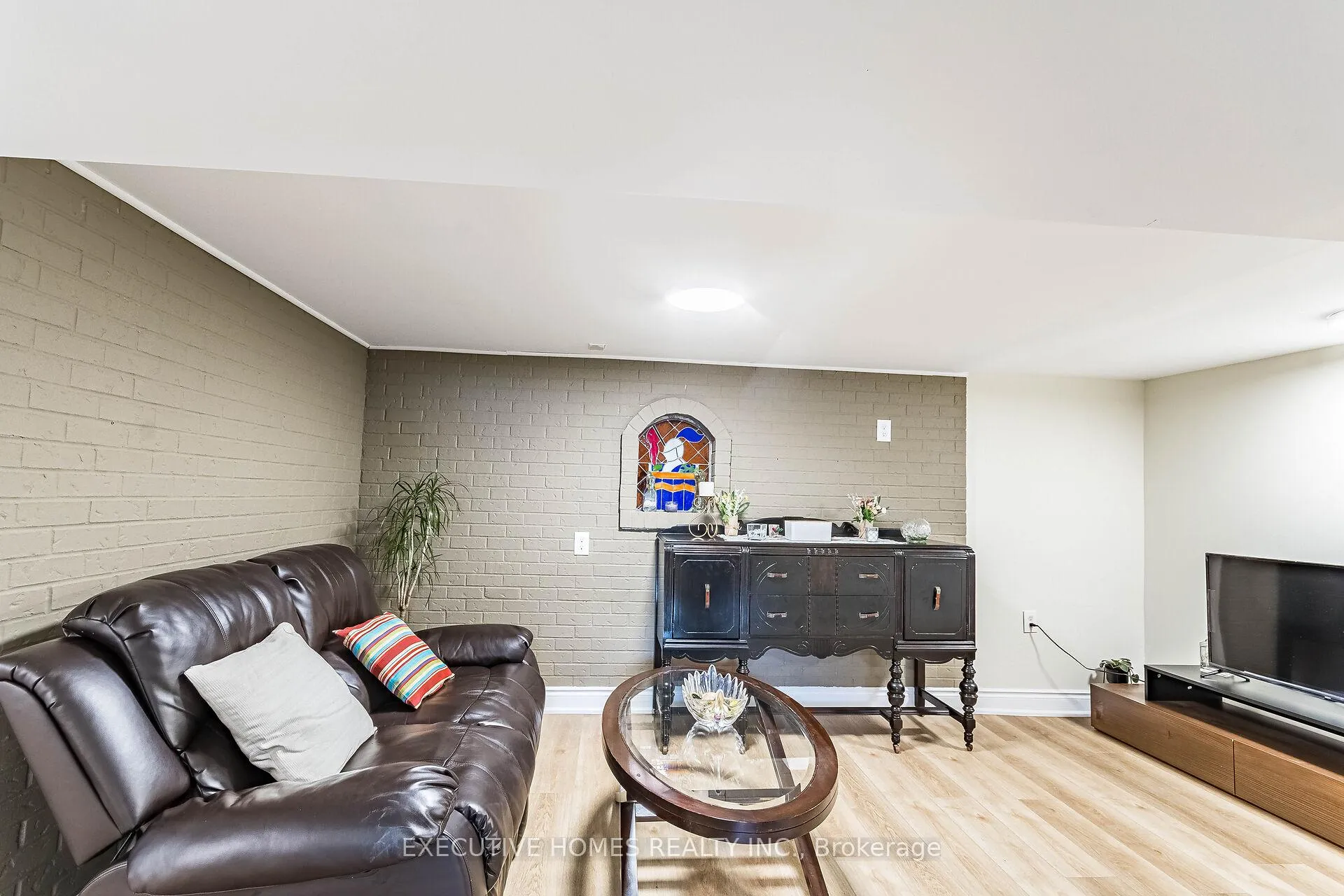 Photo 30 of 63 Audrey Street, Hamilton, Eastmount — HOMEH