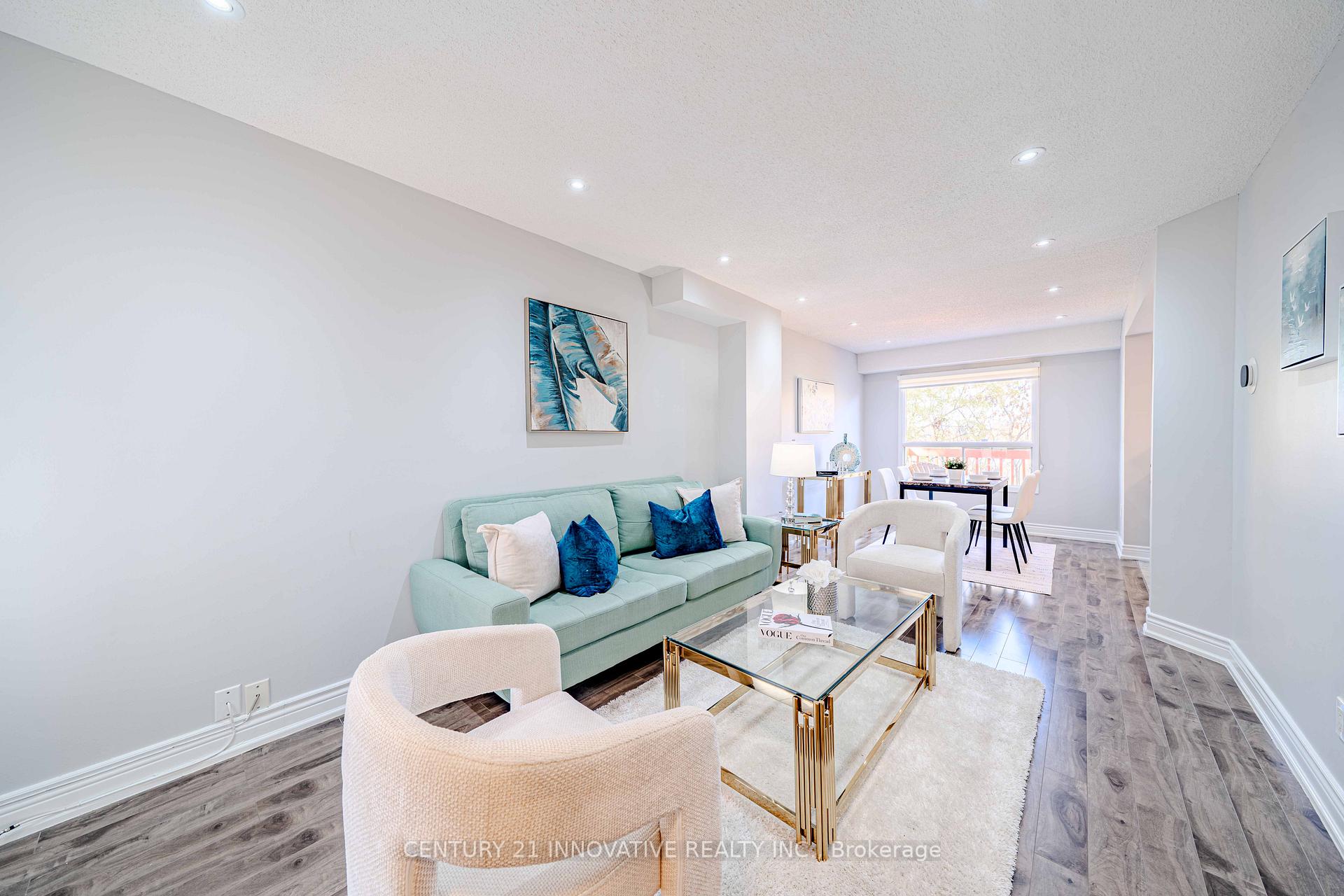 Photo 3 of 122 Cutters Crescent, Brampton, Fletcher's West — HOMEH