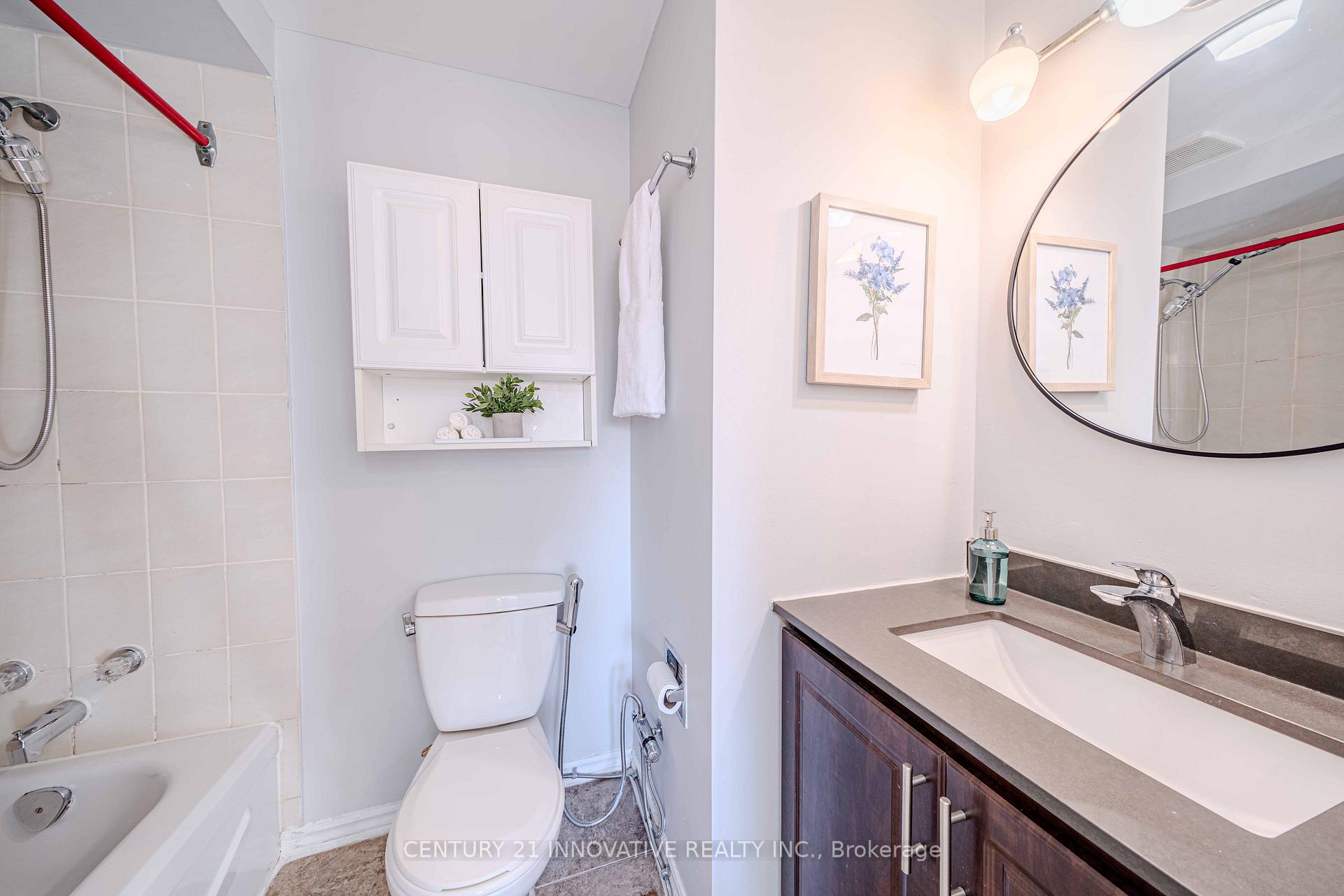 Photo 22 of 122 Cutters Crescent, Brampton, Fletcher's West — HOMEH