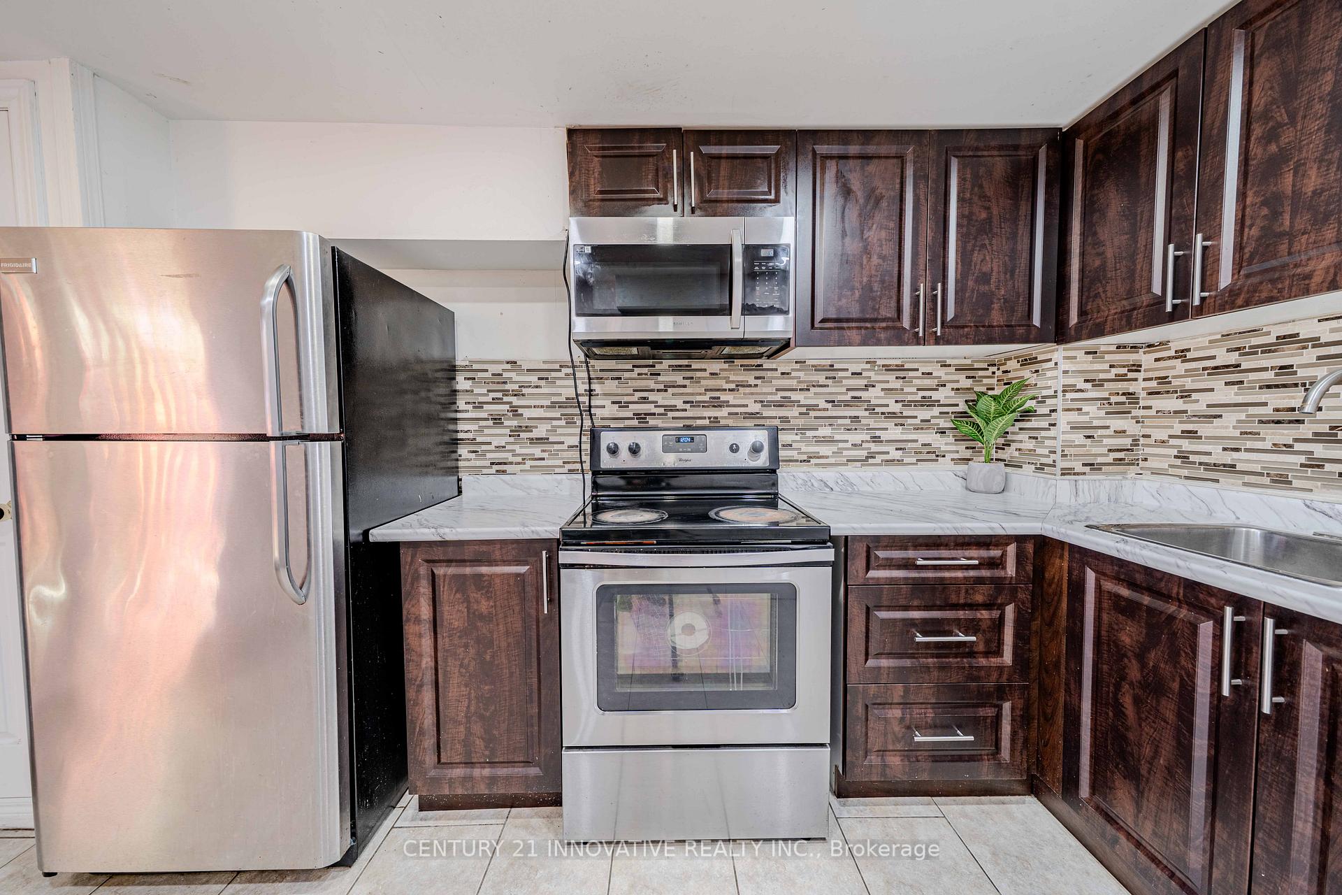 Photo 33 of 122 Cutters Crescent, Brampton, Fletcher's West — HOMEH