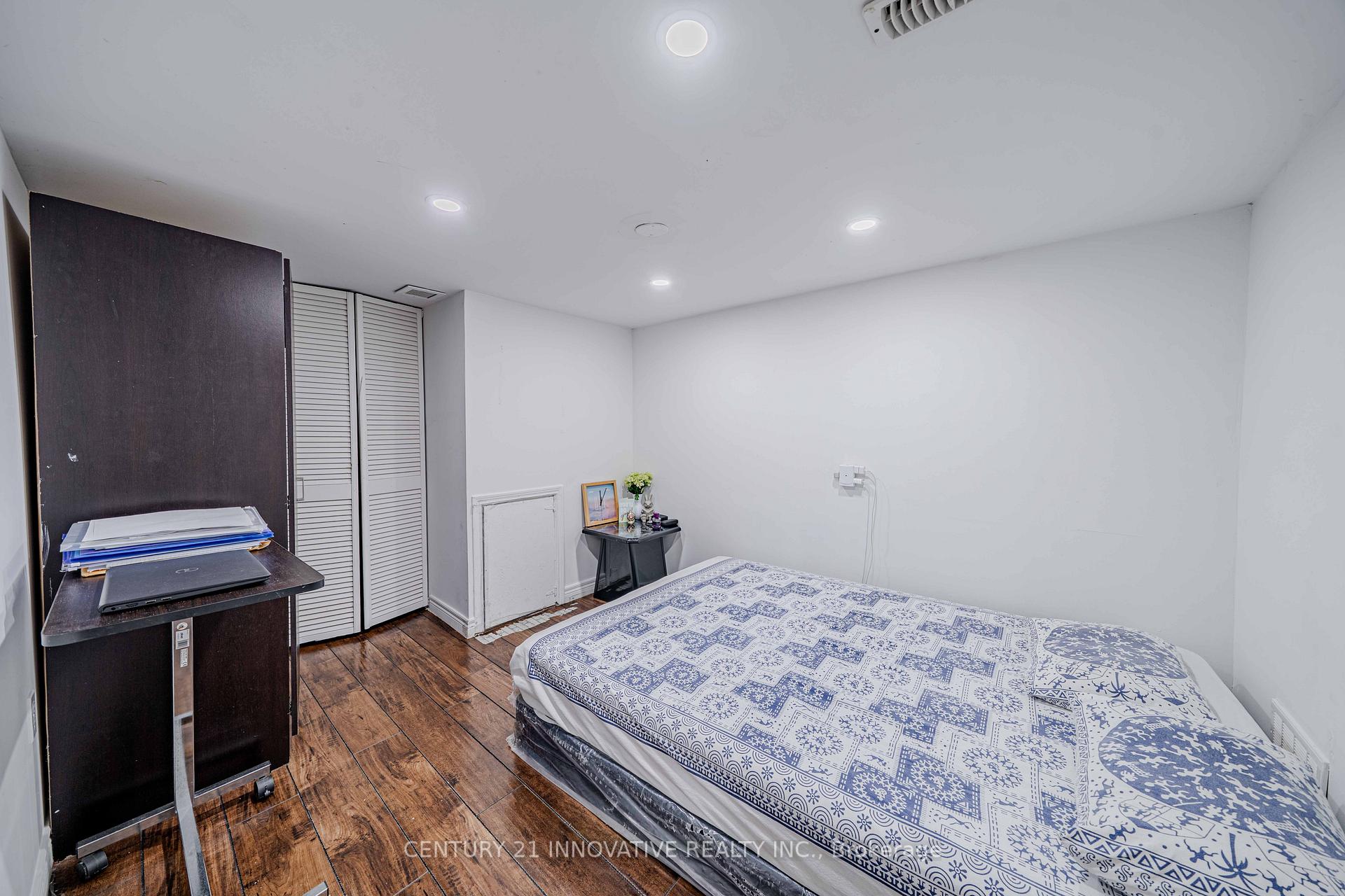 Photo 35 of 122 Cutters Crescent, Brampton, Fletcher's West — HOMEH